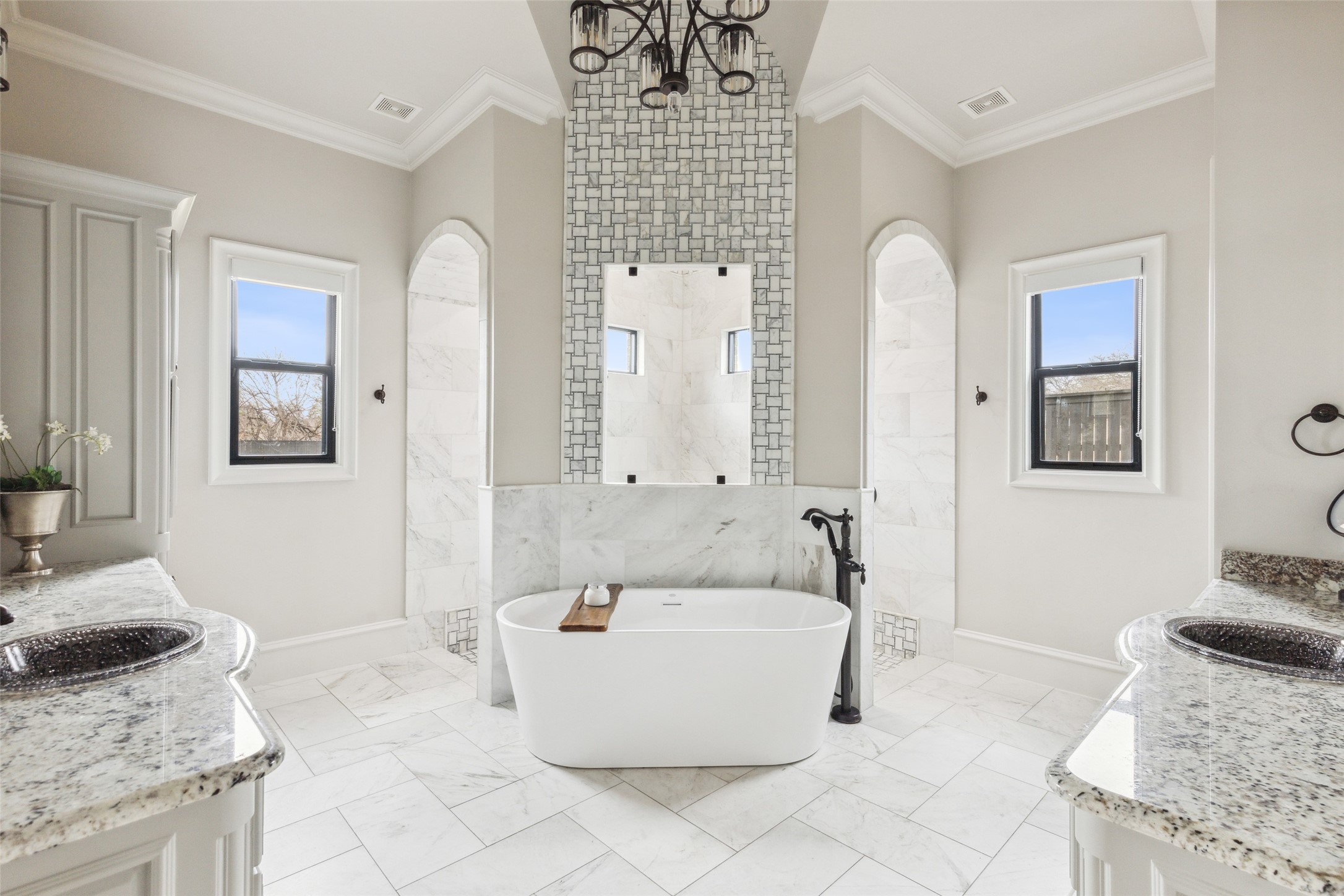 1725 Bur Oak Drive