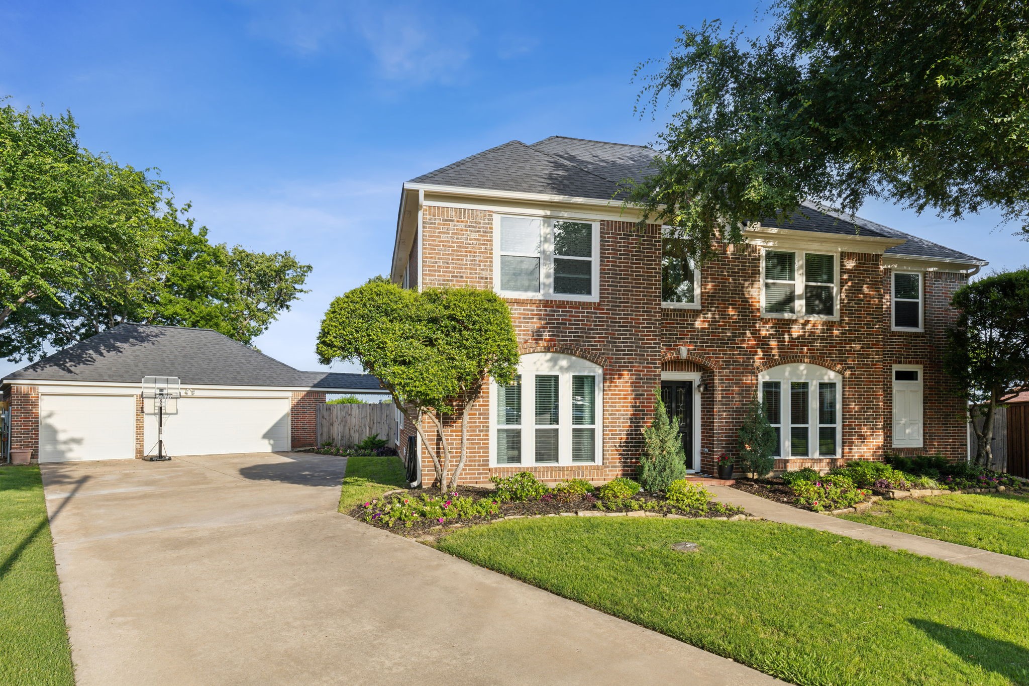 8628 Amhurst Court