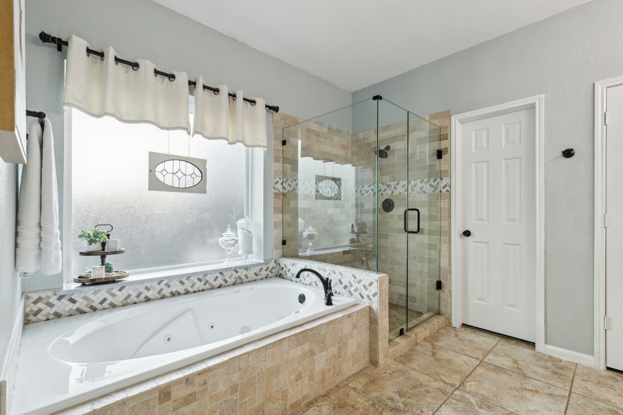 8628 Amhurst Court