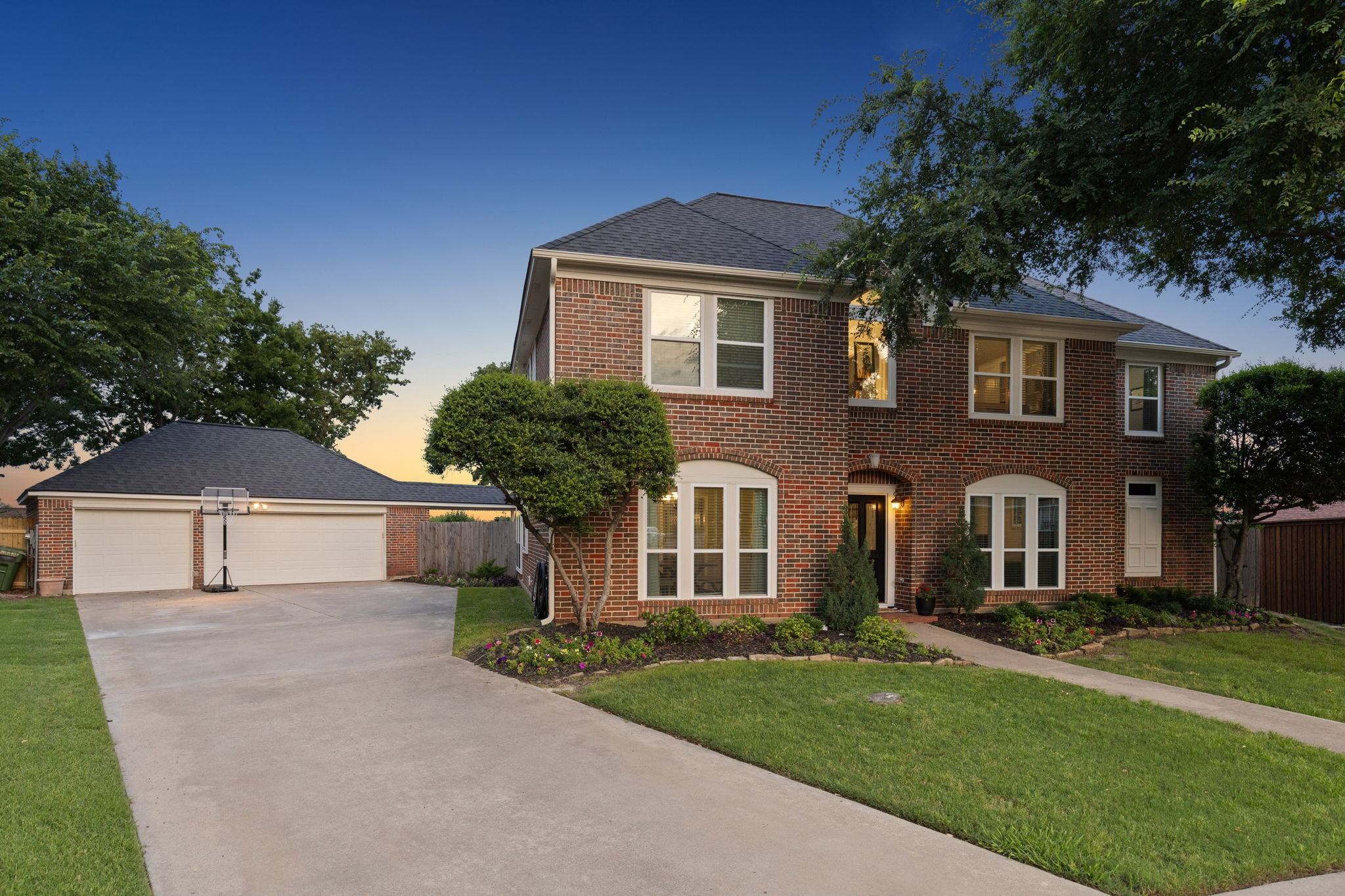 8628 Amhurst Court
