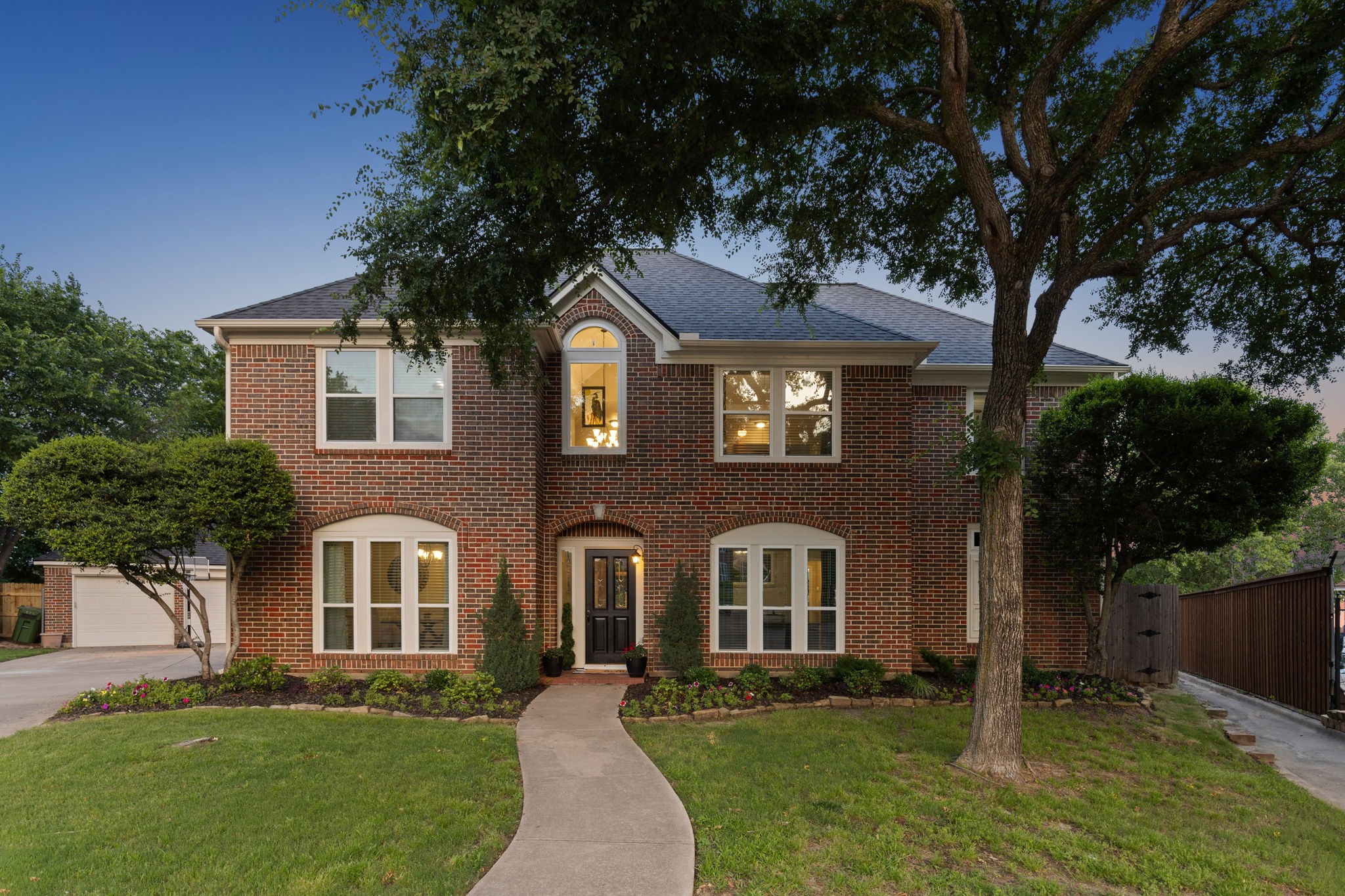 8628 Amhurst Court