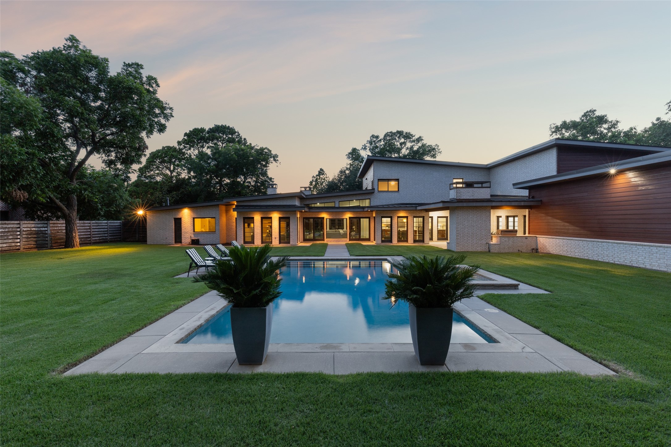 144 Shady Dale Lane
