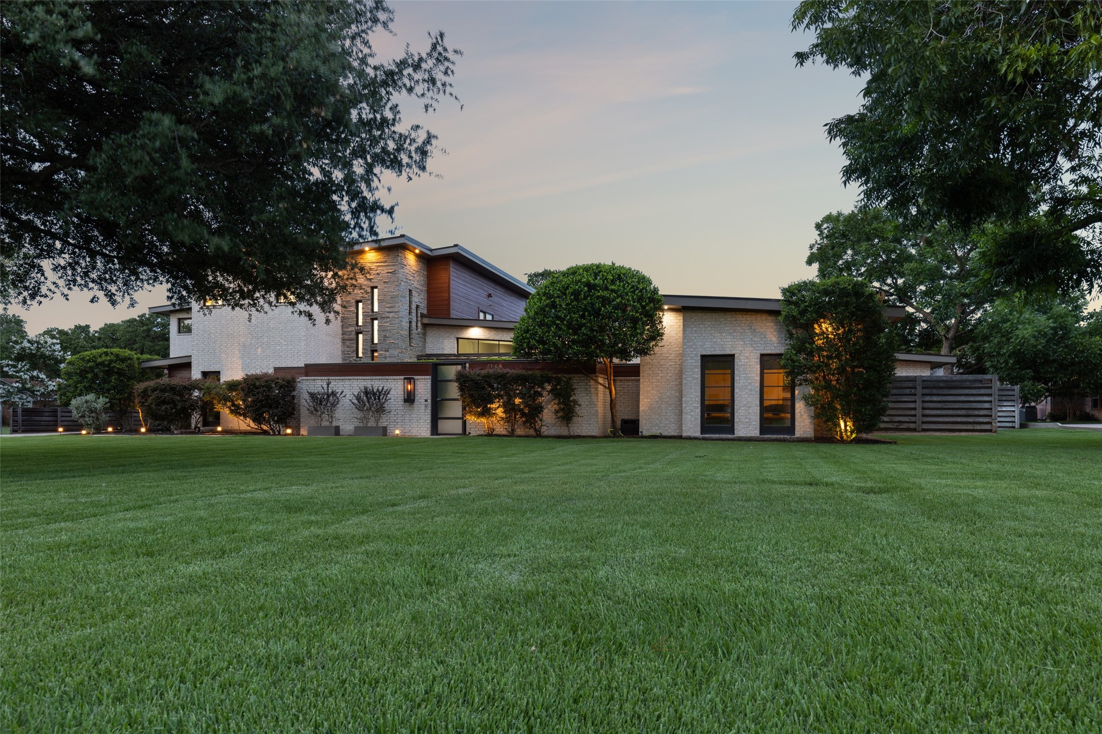 144 Shady Dale Lane