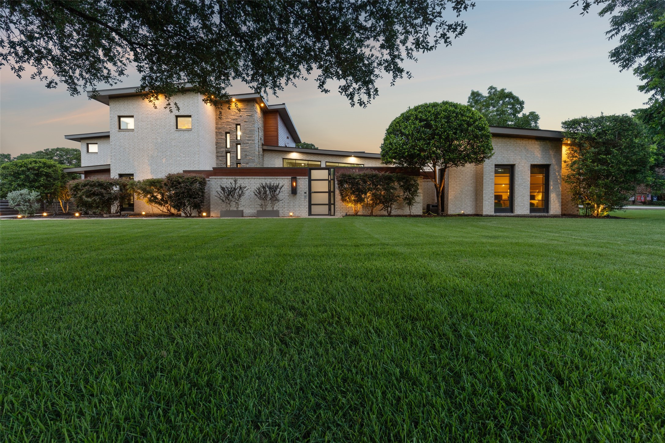144 Shady Dale Lane