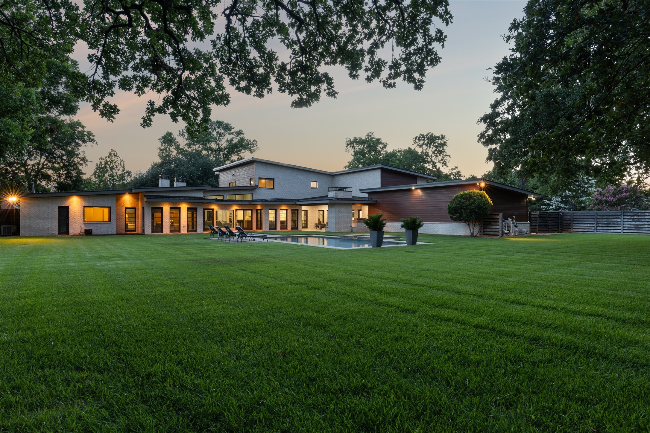 144 Shady Dale Lane