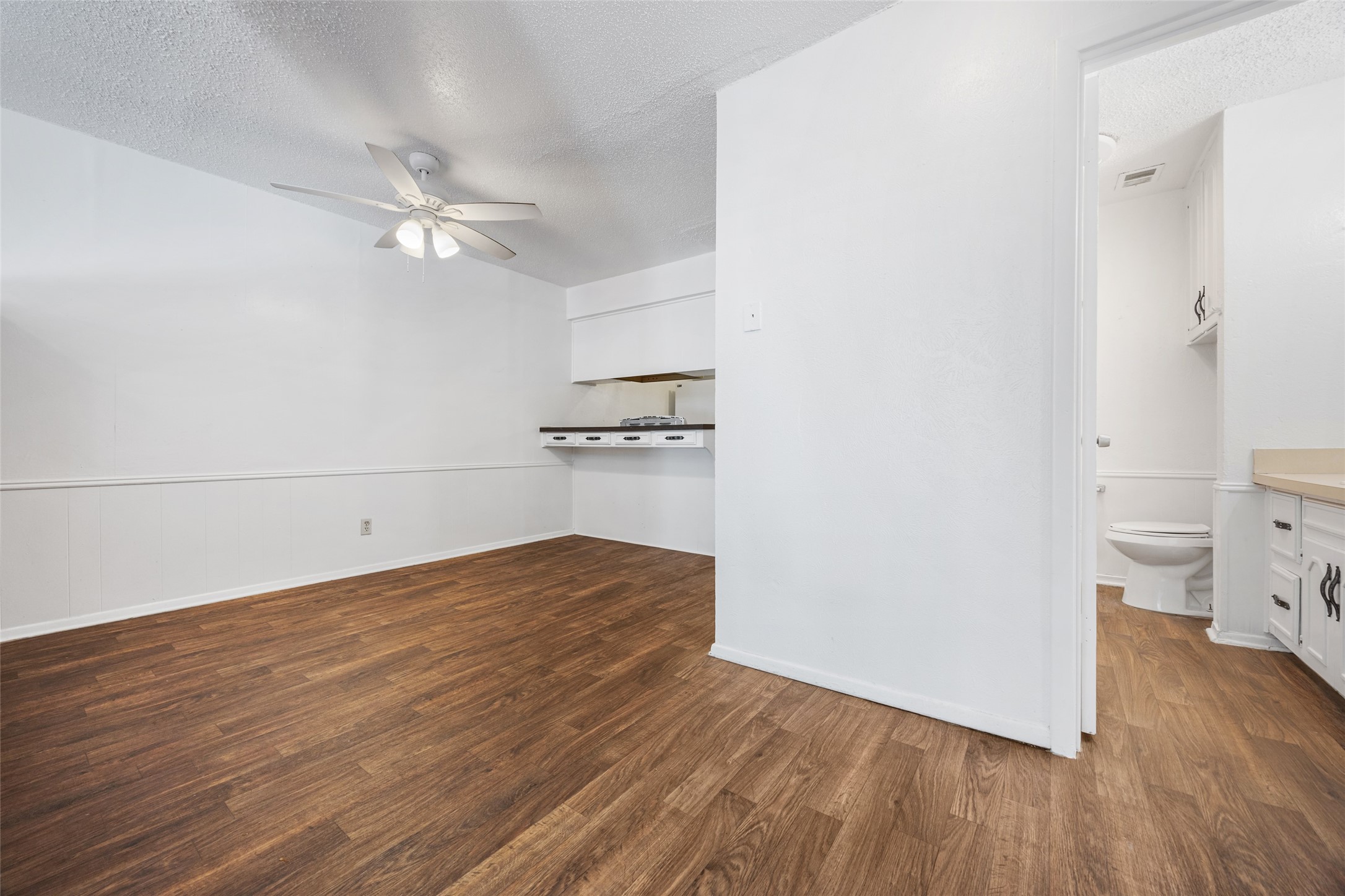 764 E Pecan Street