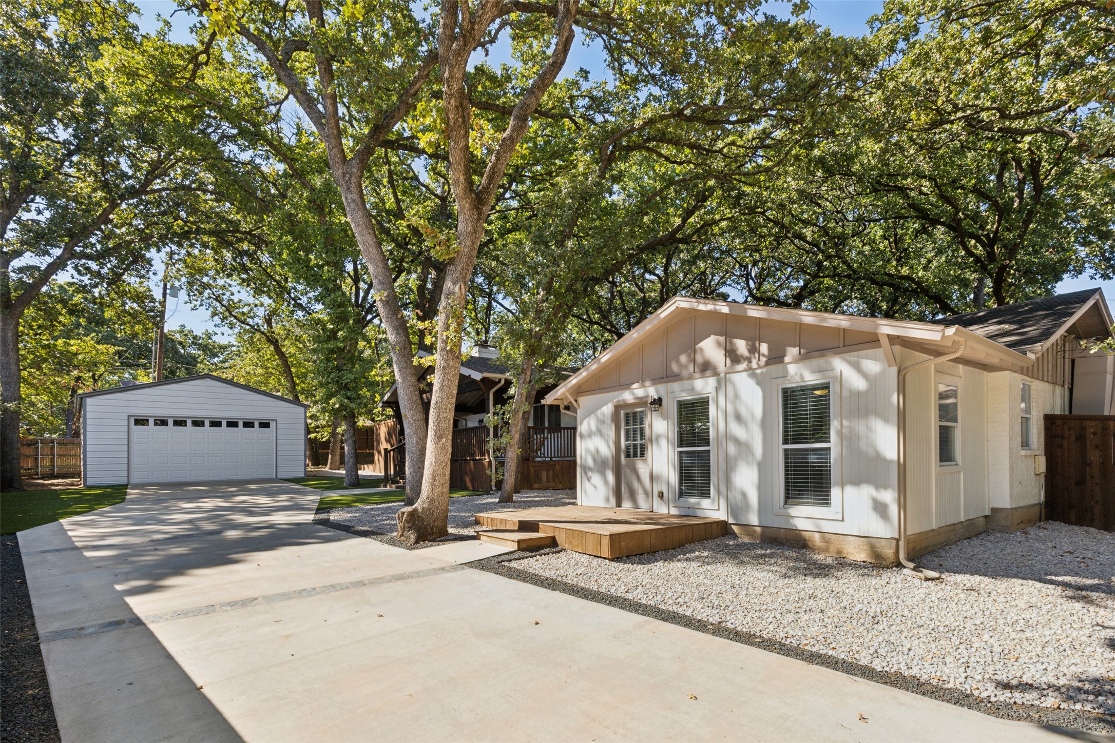 817 N Dove Road