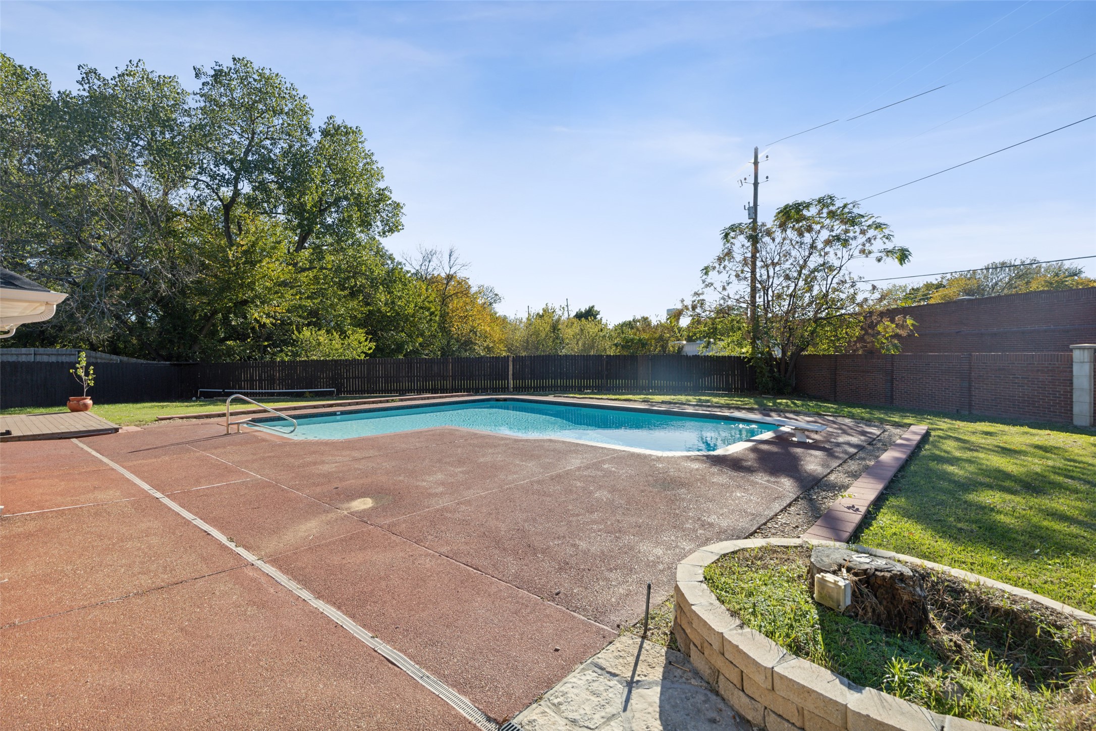 1510 Southfork Drive