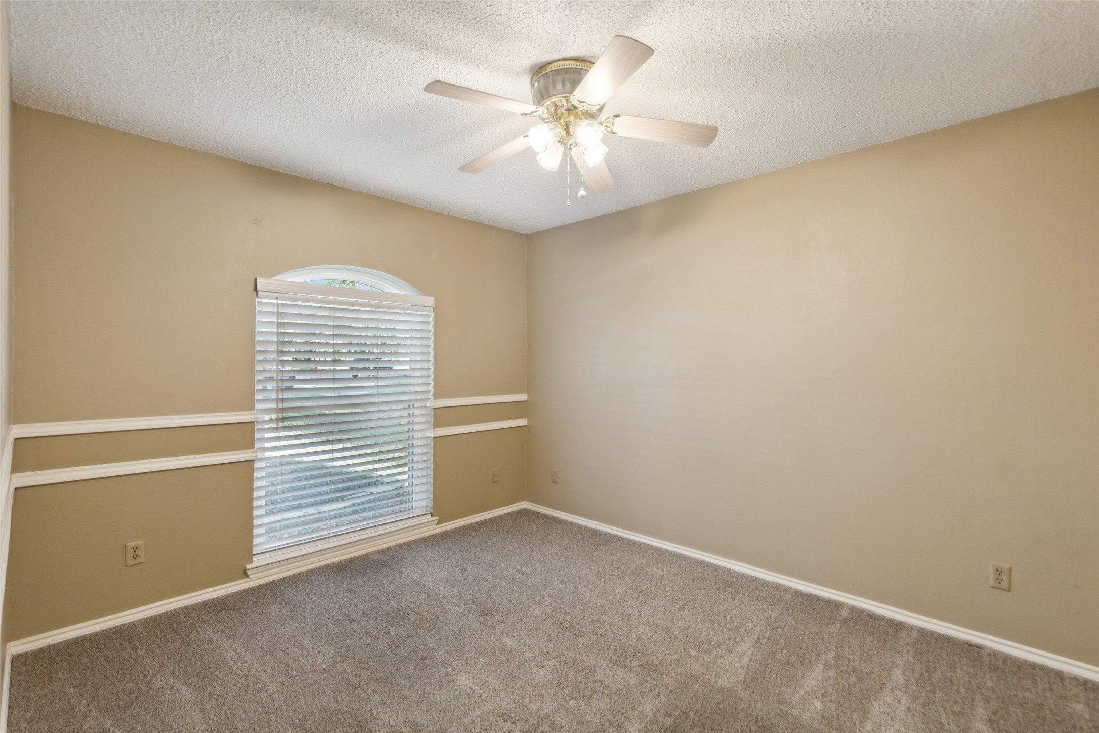 1510 Southfork Drive