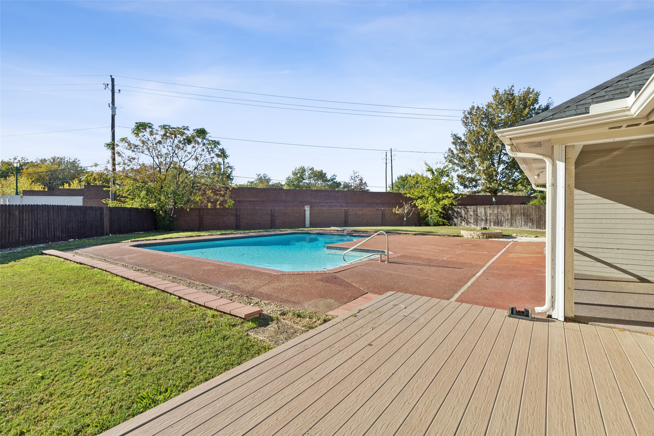 1510 Southfork Drive