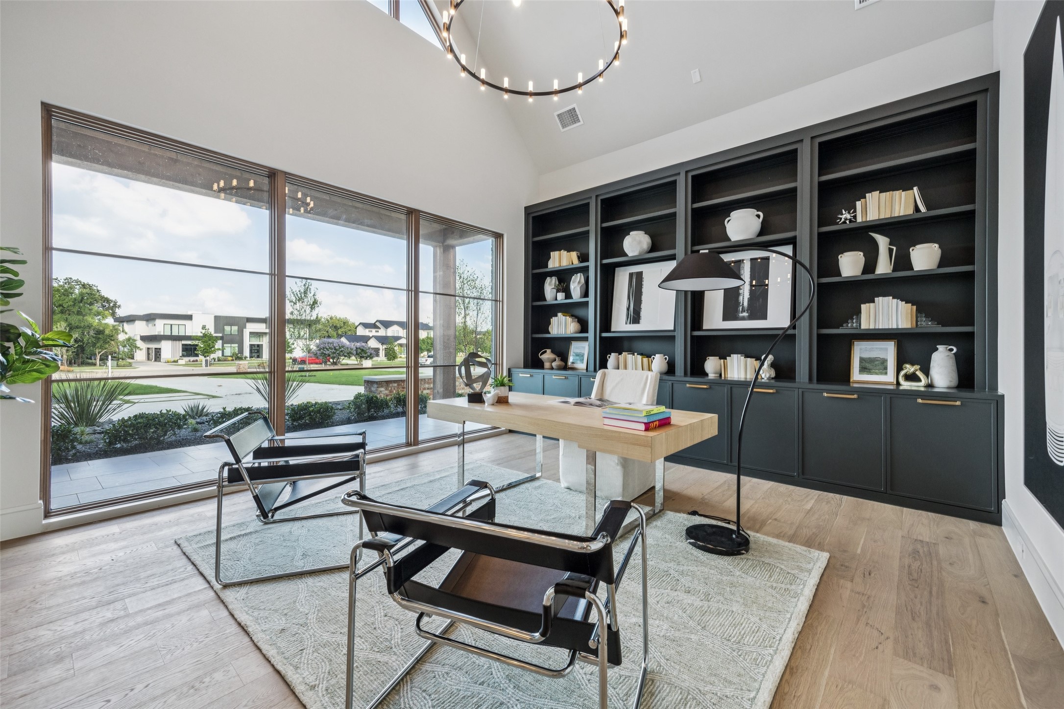 4412 Saddleback Lane