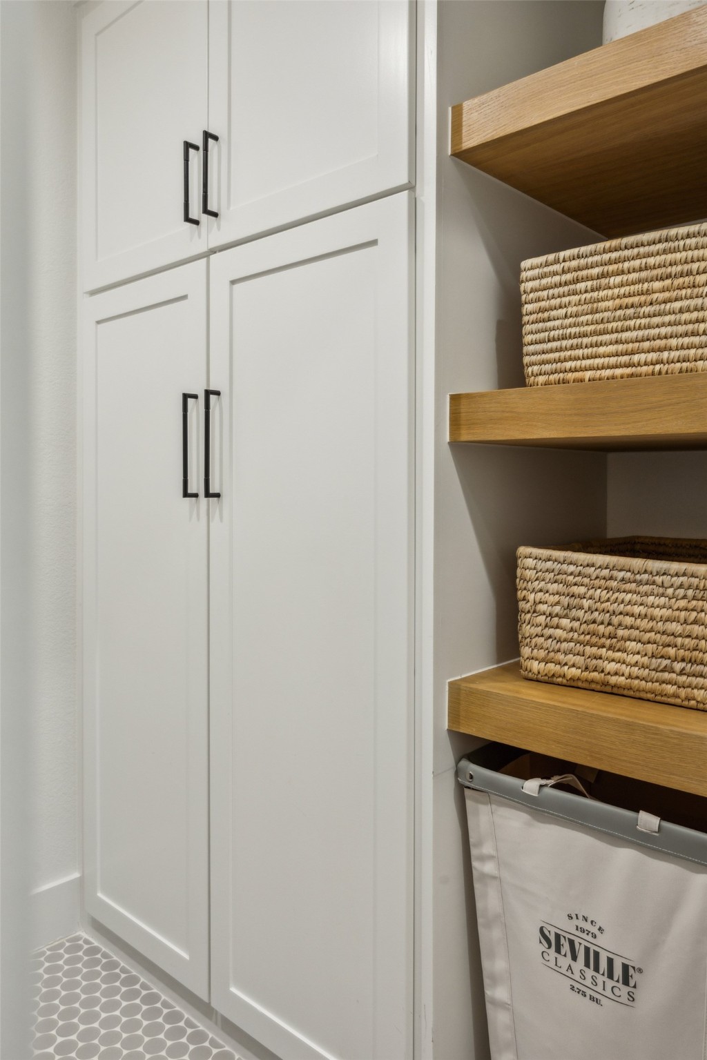 8 Roaring Creek Court