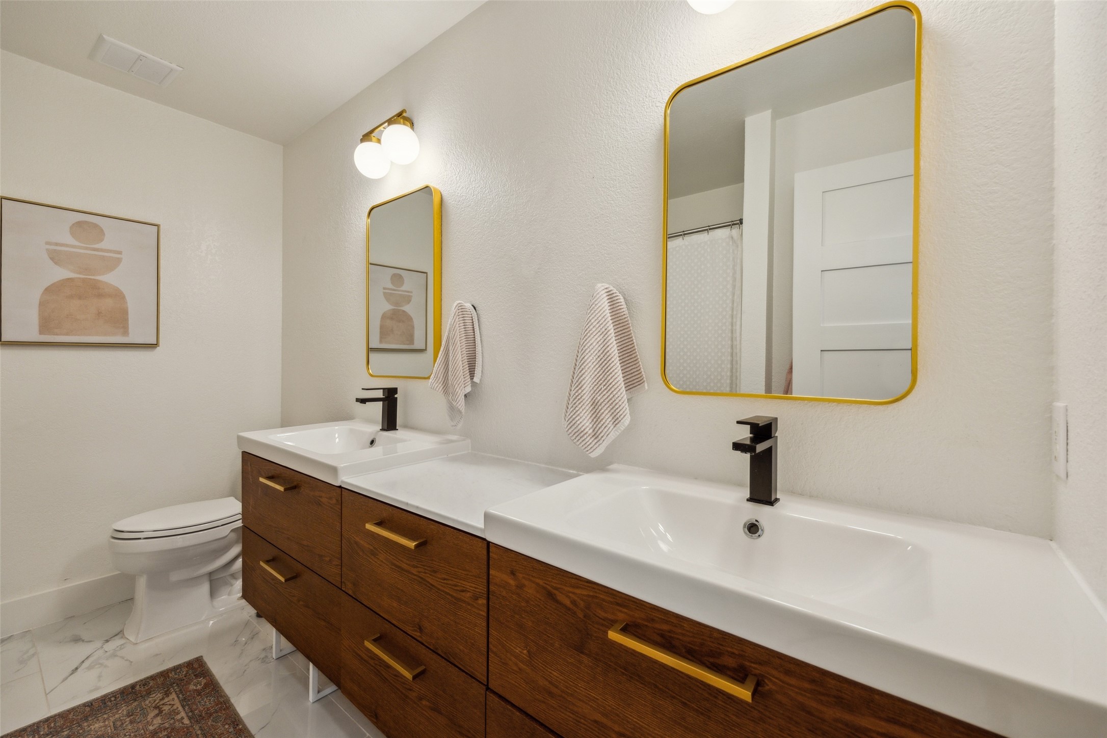 8 Roaring Creek Court