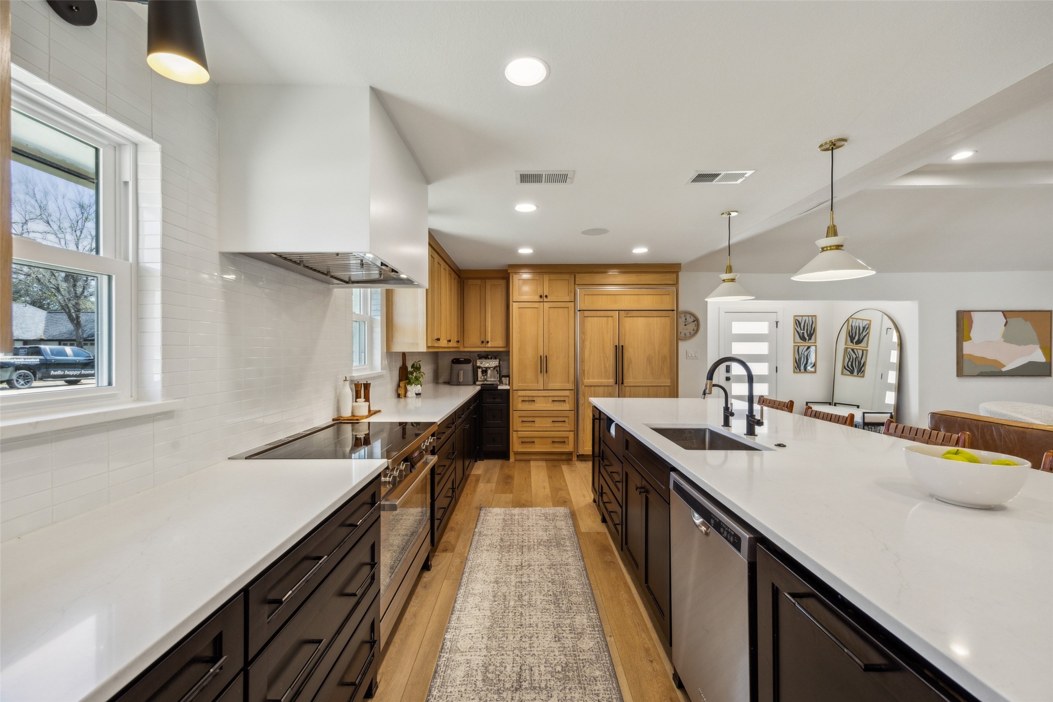 8 Roaring Creek Court