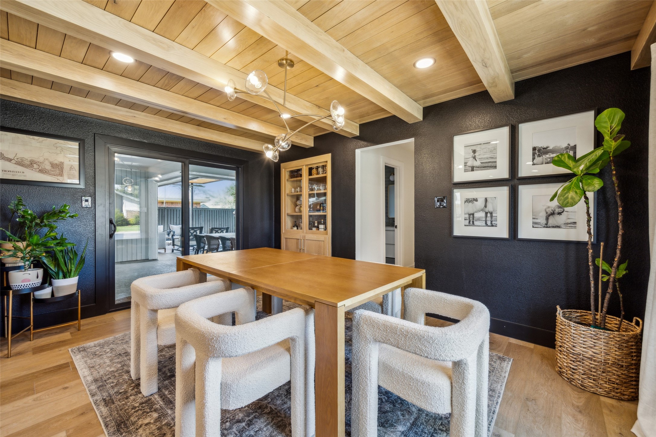 8 Roaring Creek Court