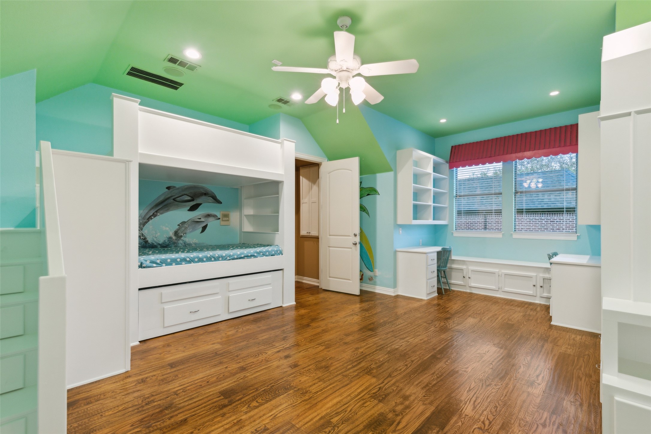 1409 Eagle Bend