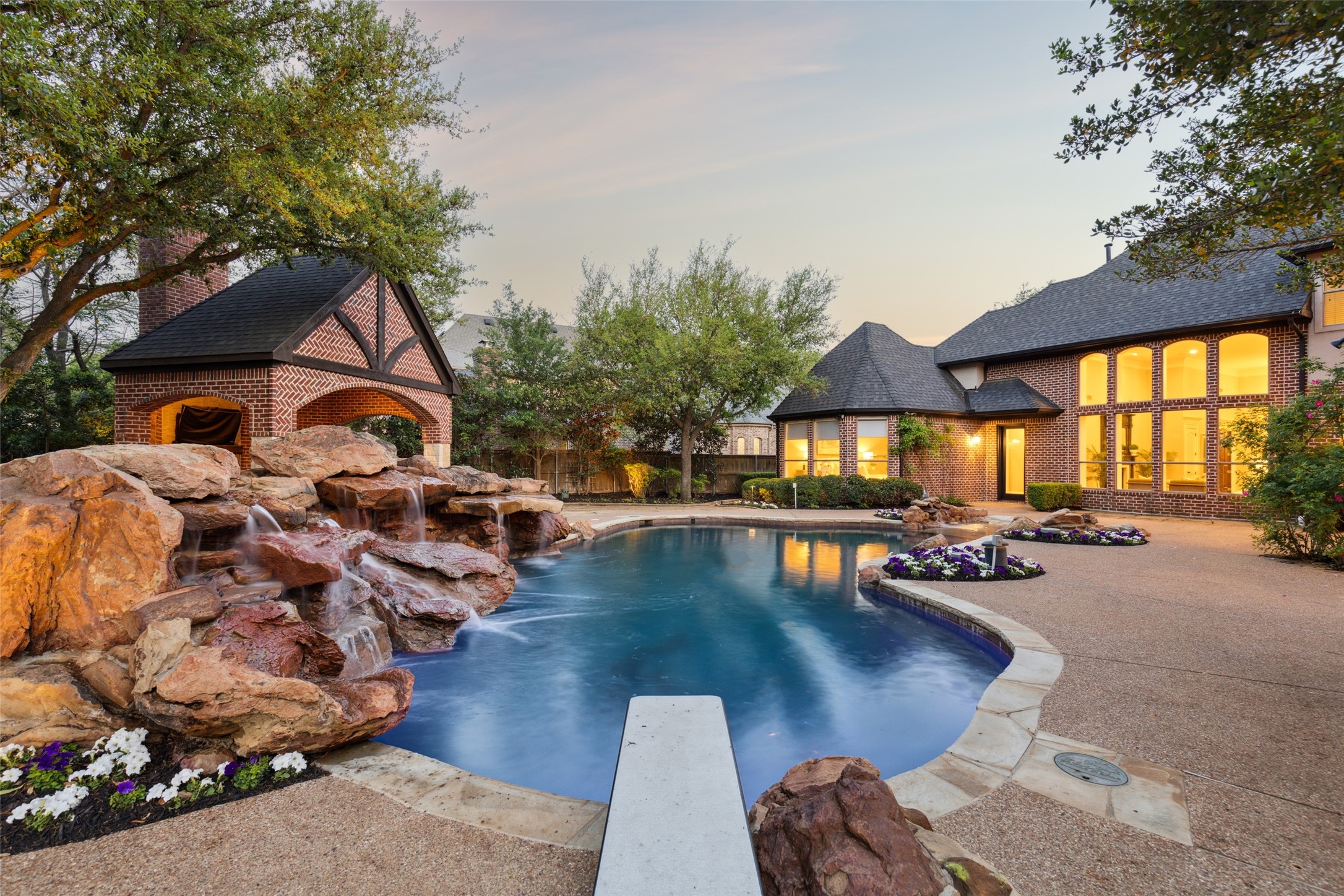 1409 Eagle Bend