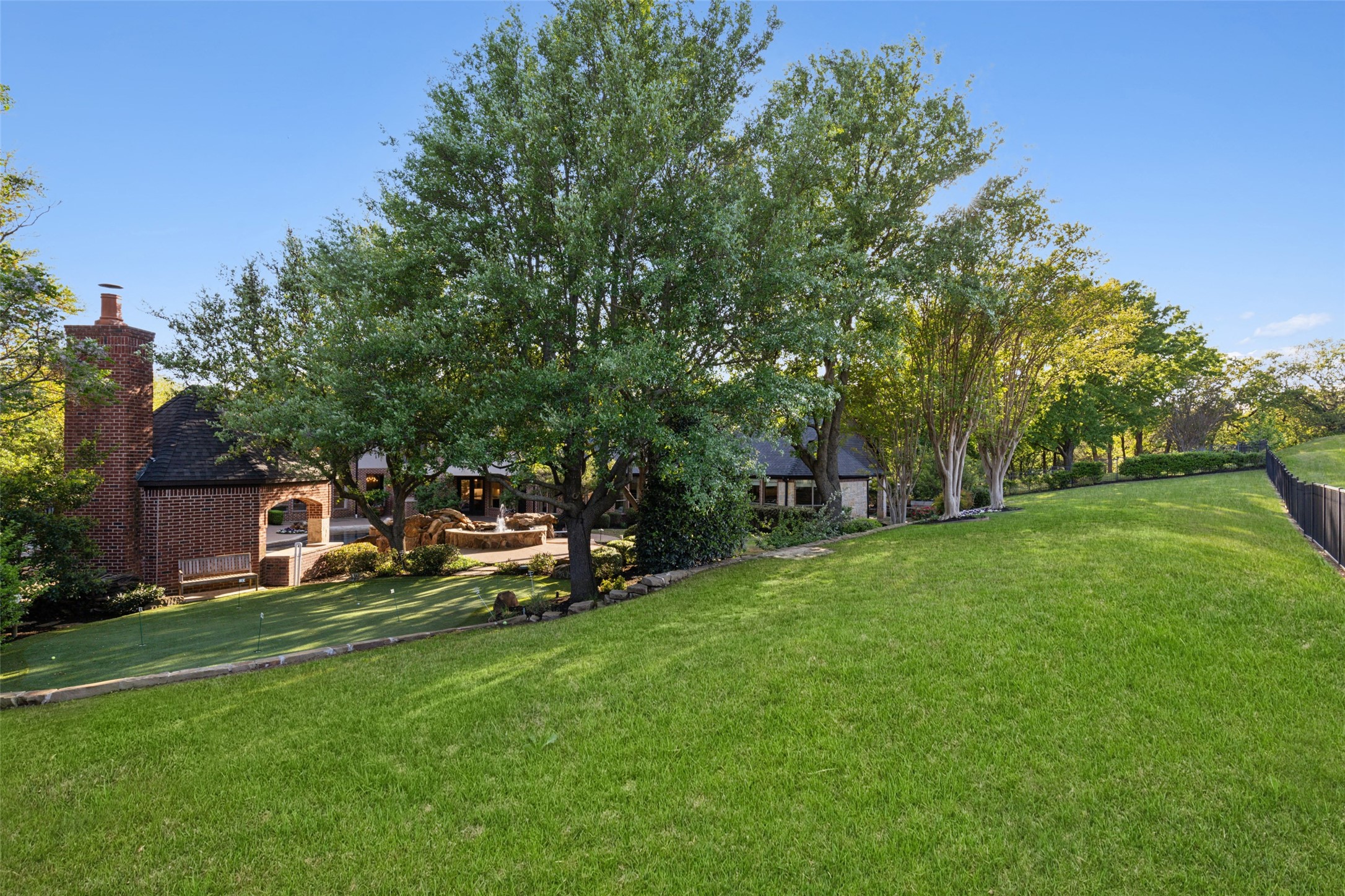 1409 Eagle Bend