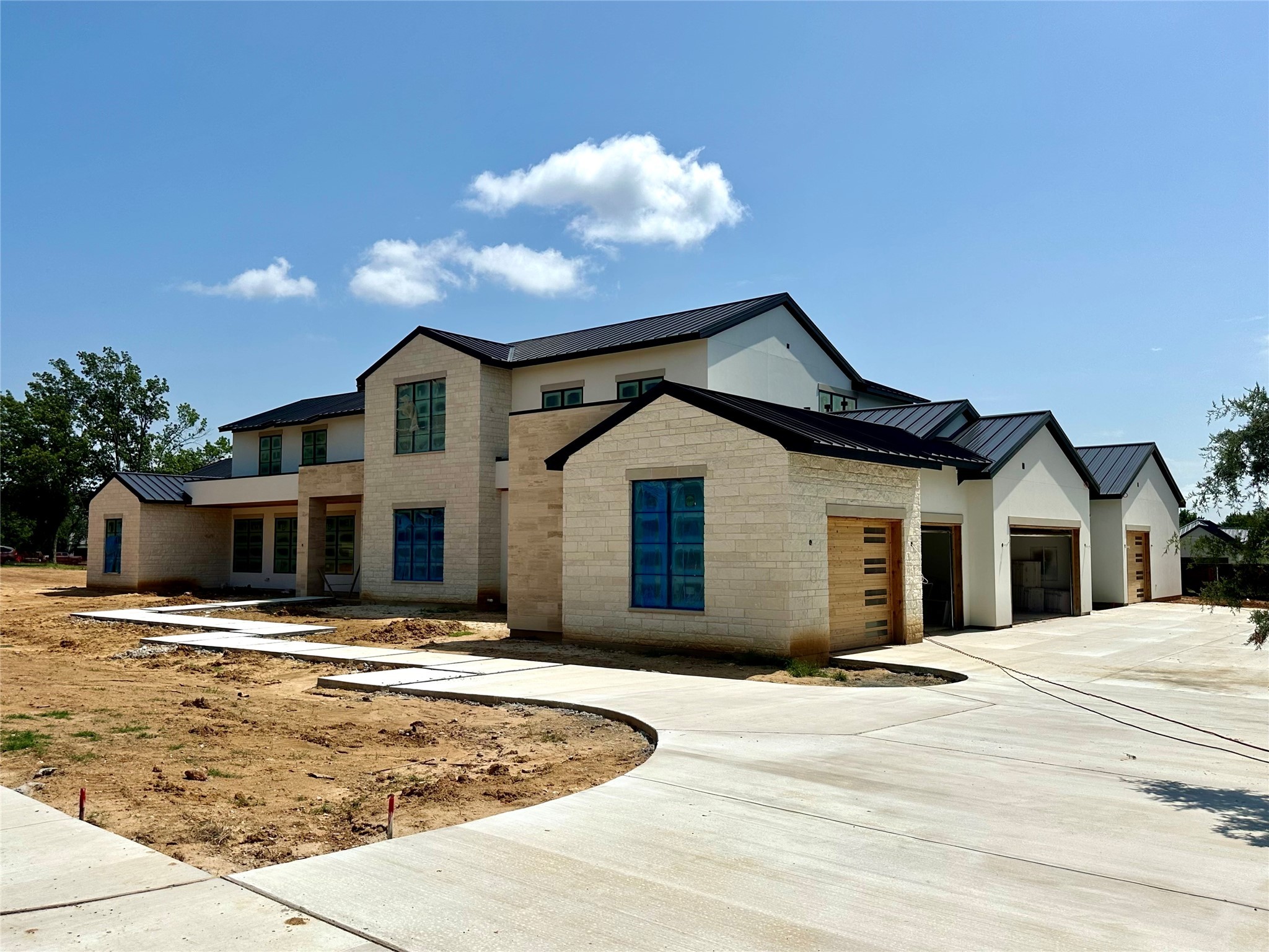 2625 Ridgecrest Drive