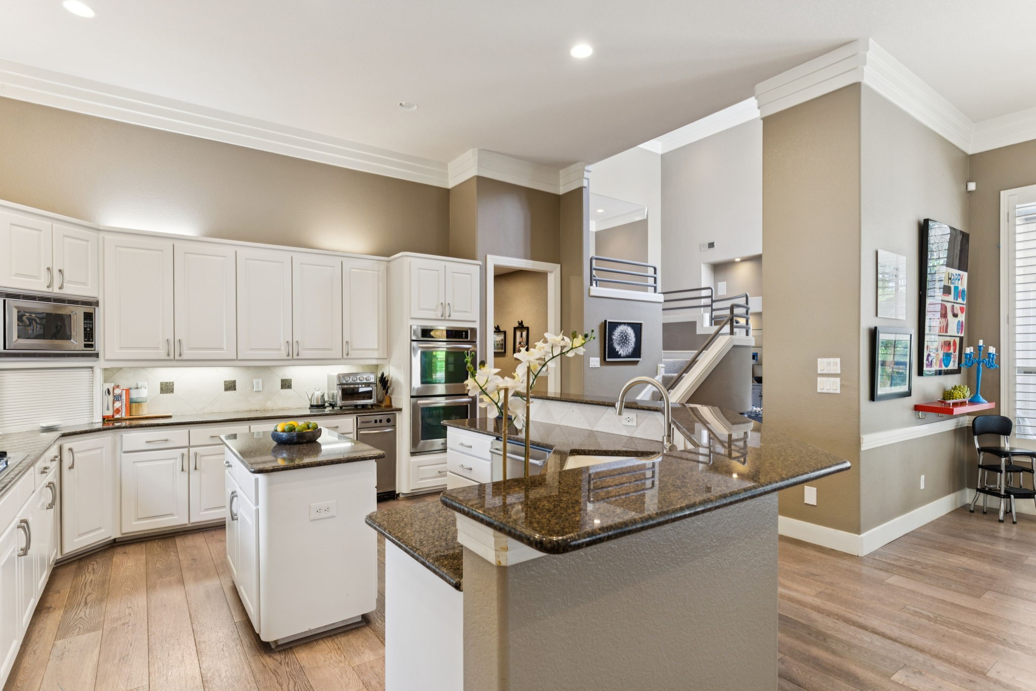 1202 Earlston Court