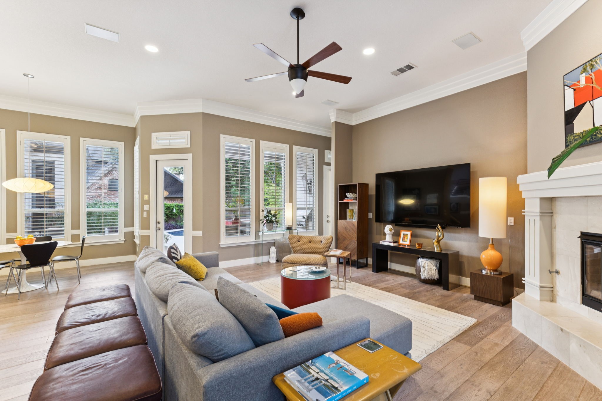 1202 Earlston Court