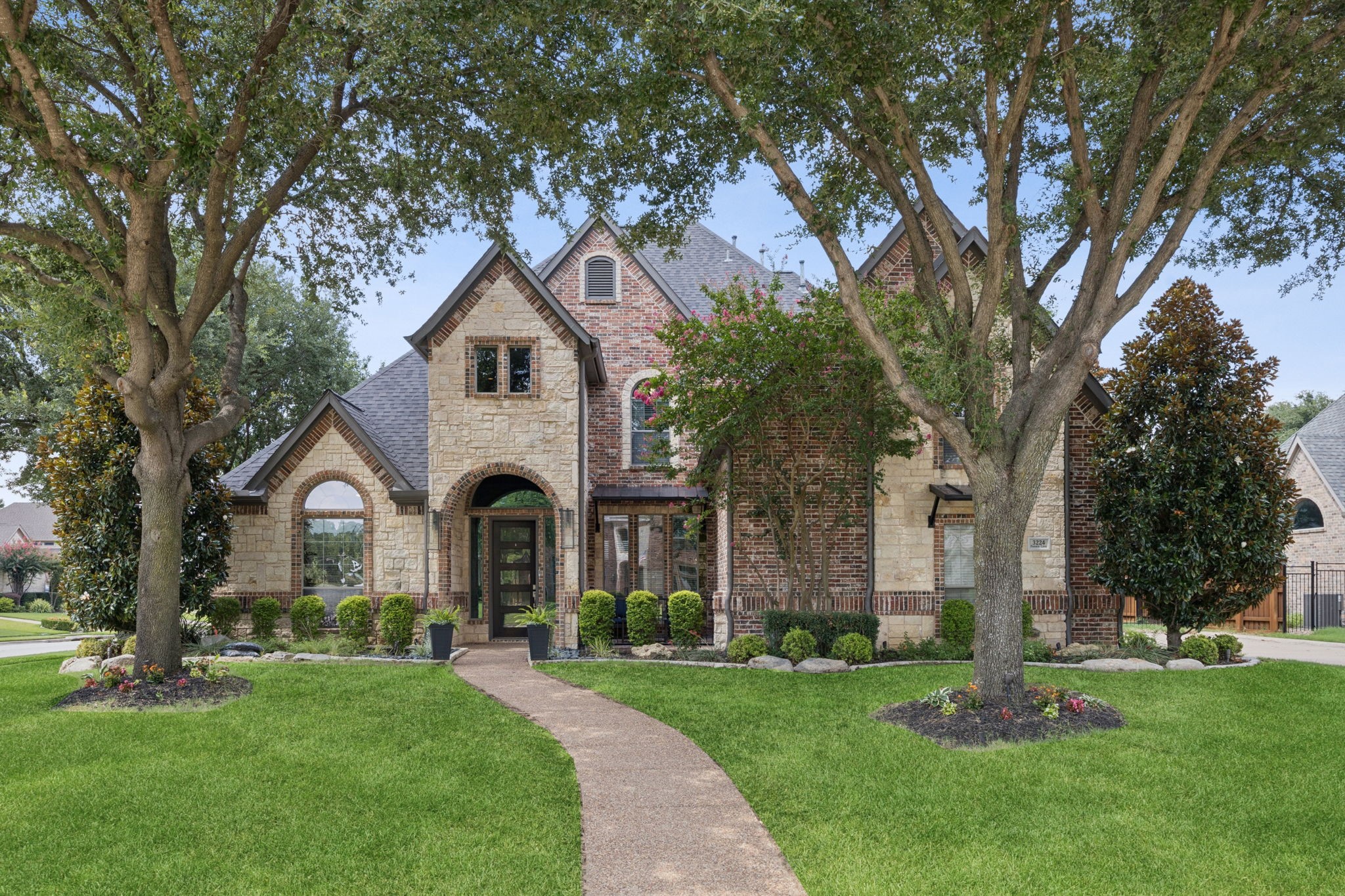 3224 Fannin Lane