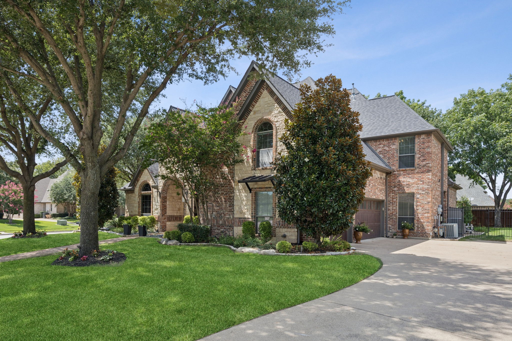 3224 Fannin Lane