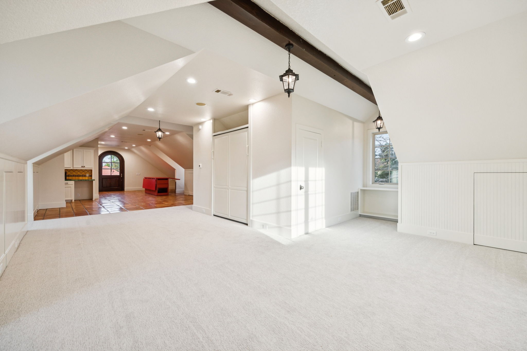 1900 Shady Oaks Drive