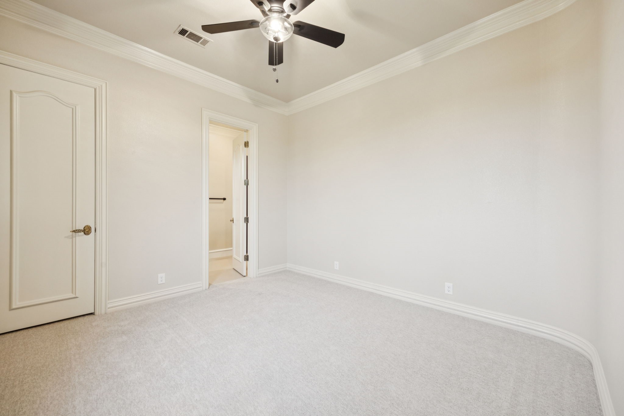 1900 Shady Oaks Drive
