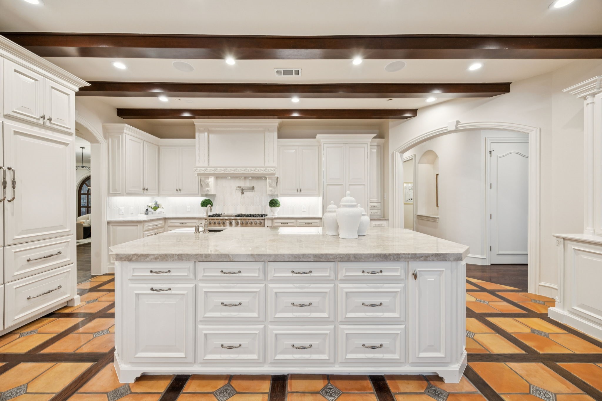 1900 Shady Oaks Drive