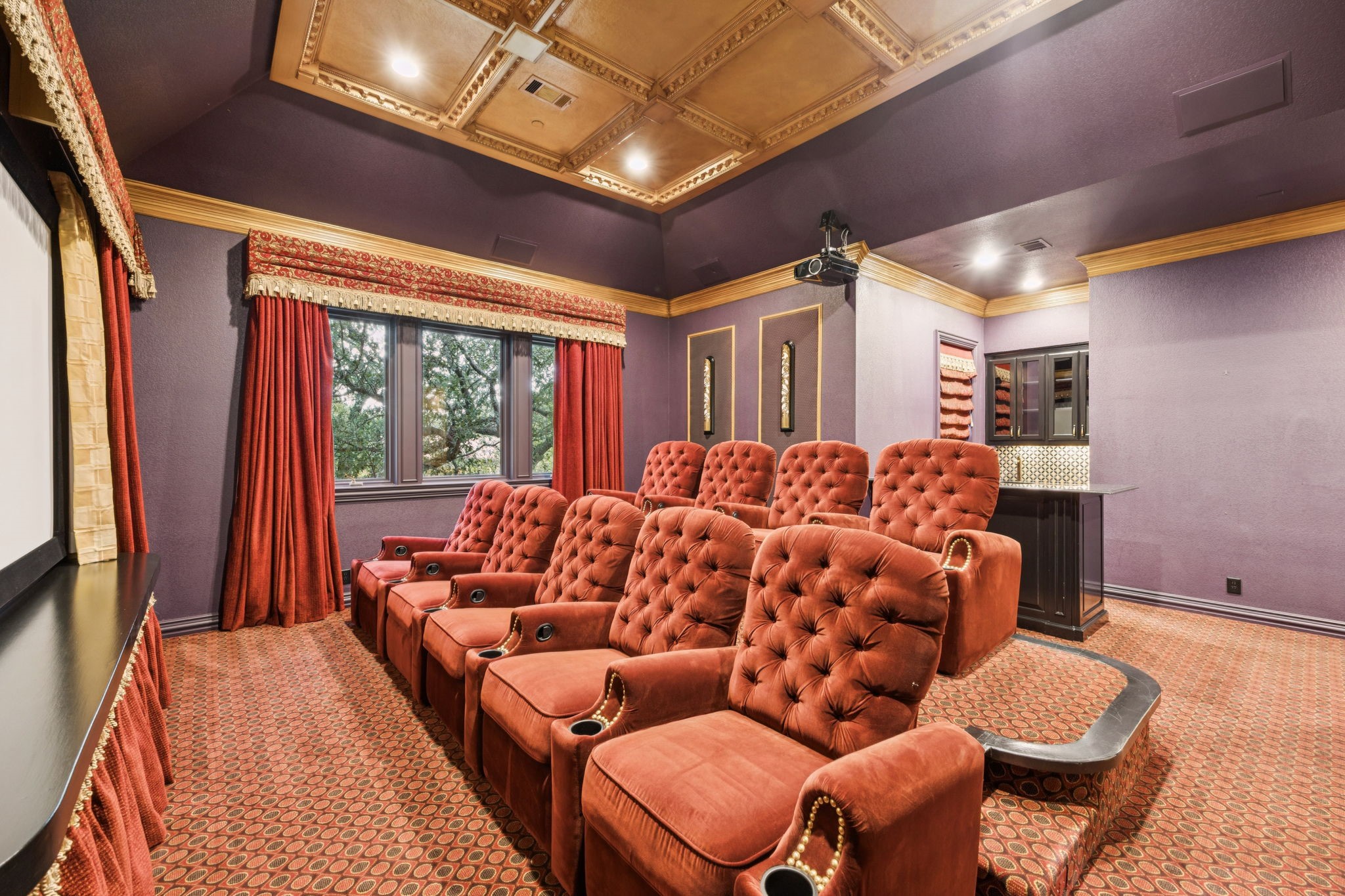 1900 Shady Oaks Drive