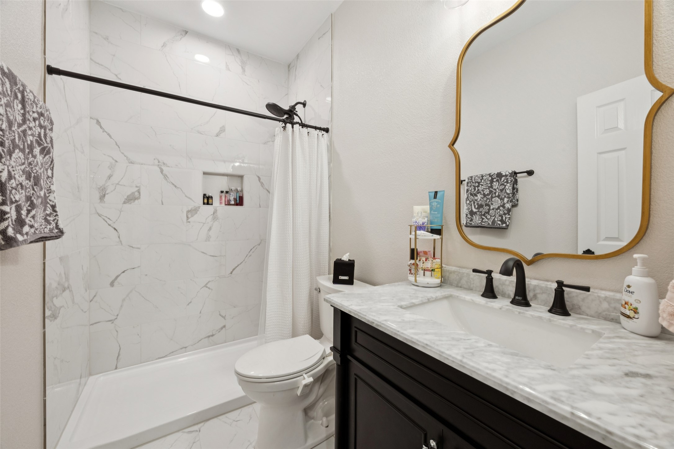 7904 Vista Ridge Drive S