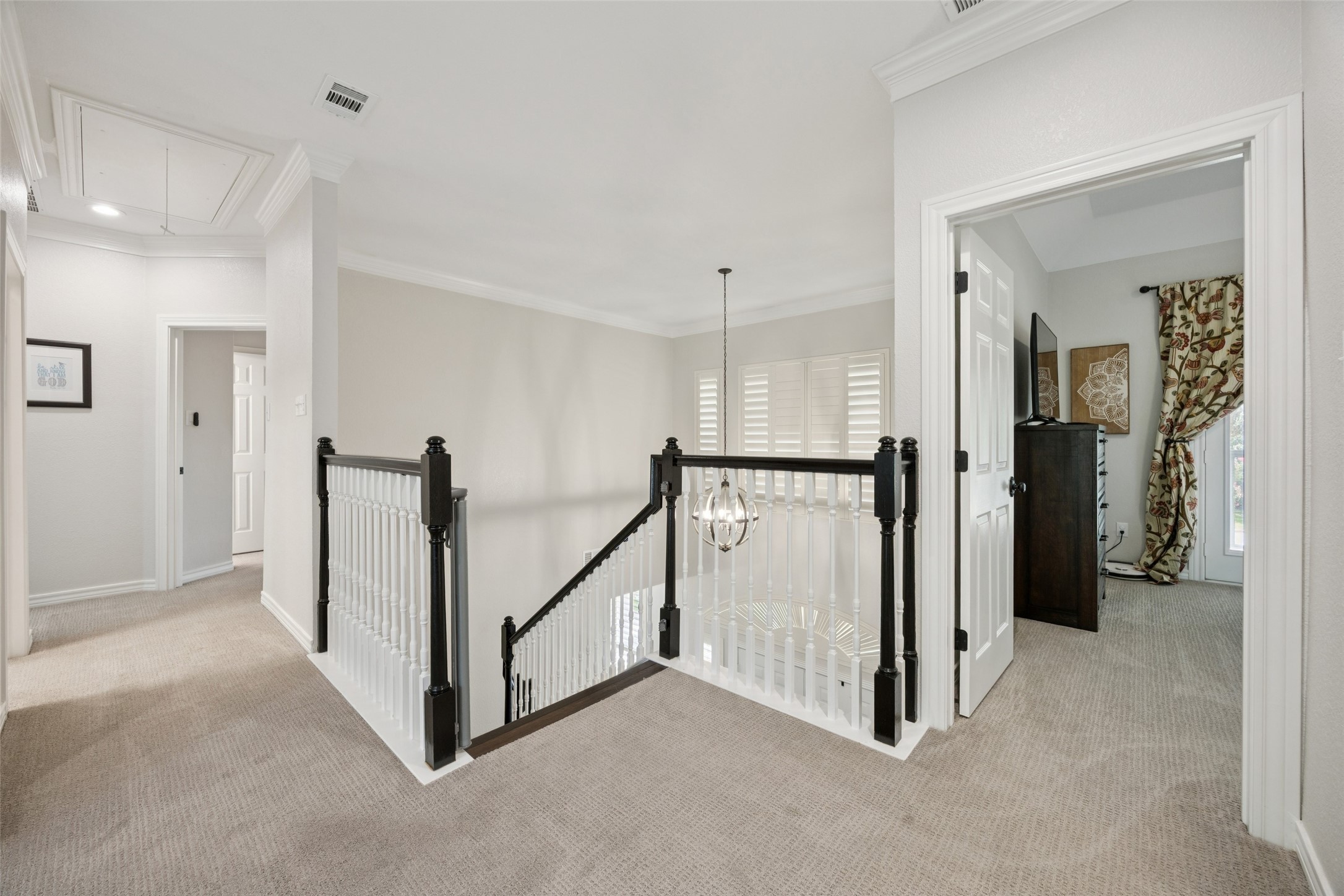 7904 Vista Ridge Drive S