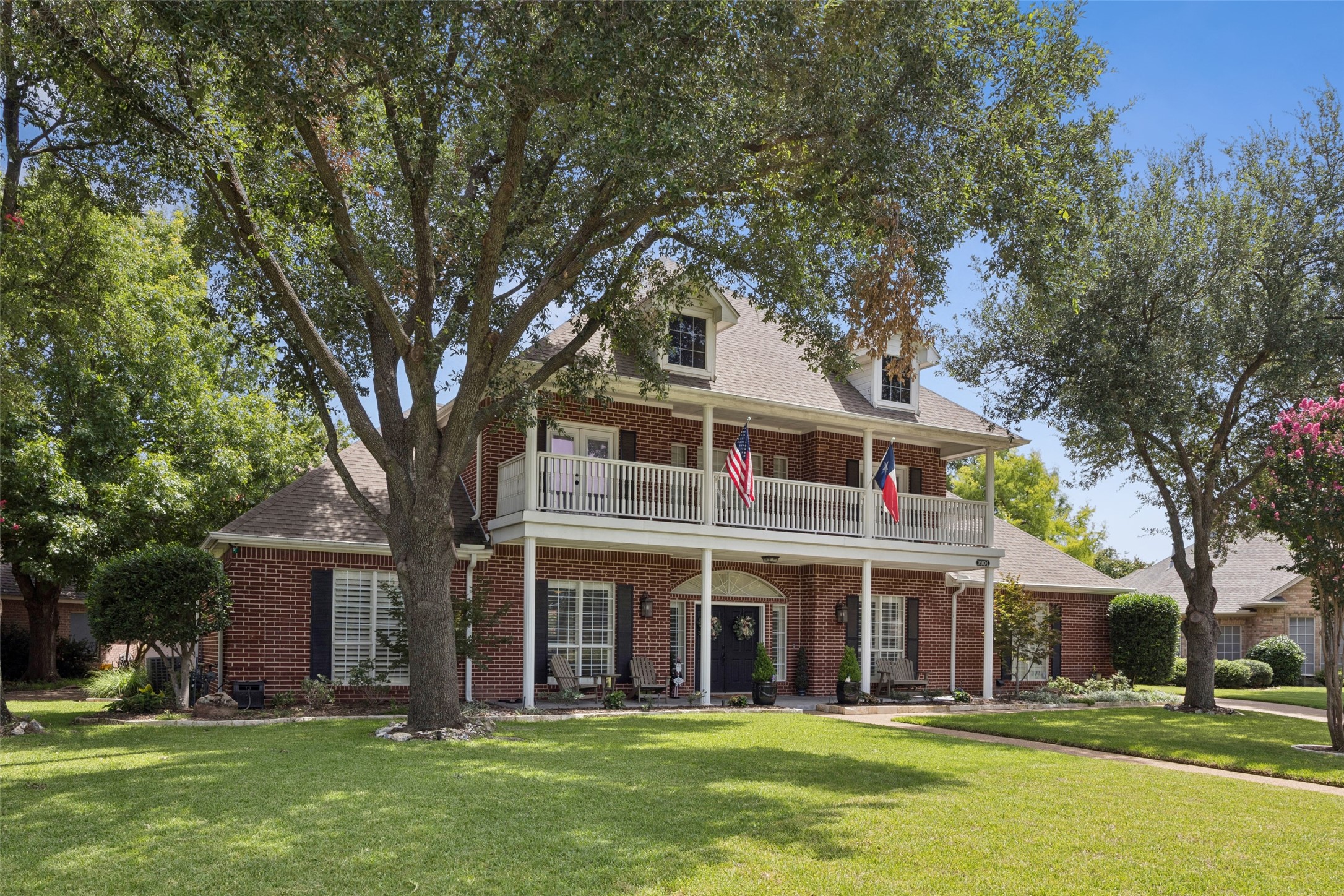 7904 Vista Ridge Drive S