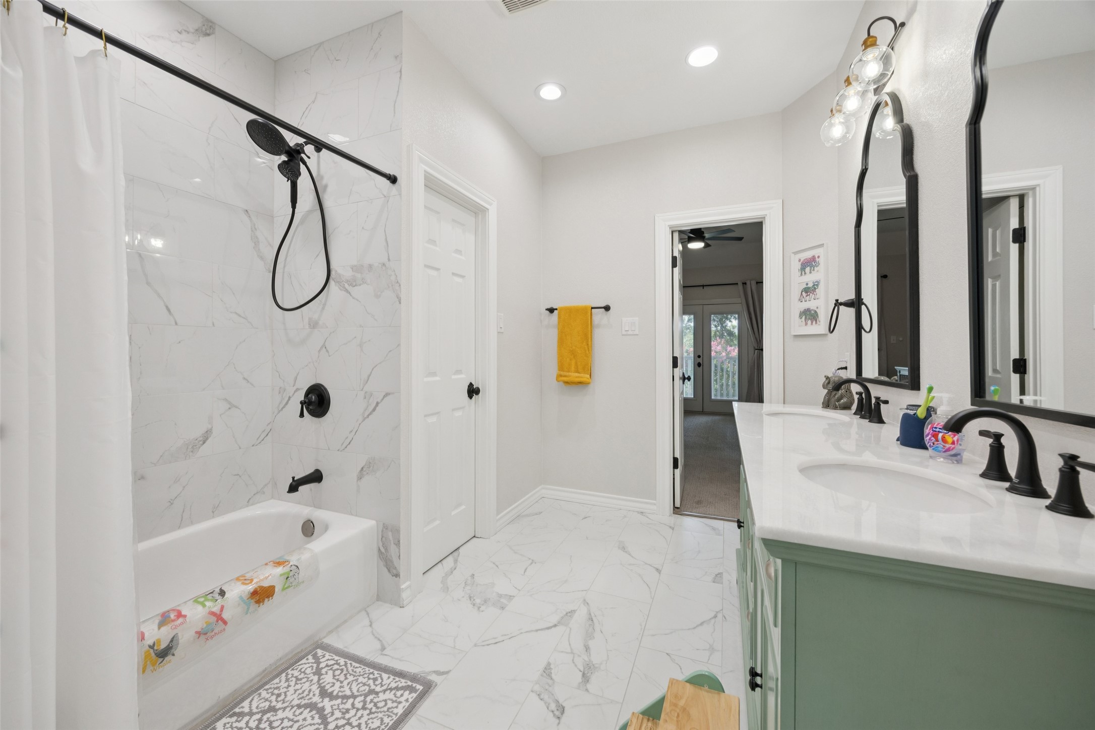 7904 Vista Ridge Drive S