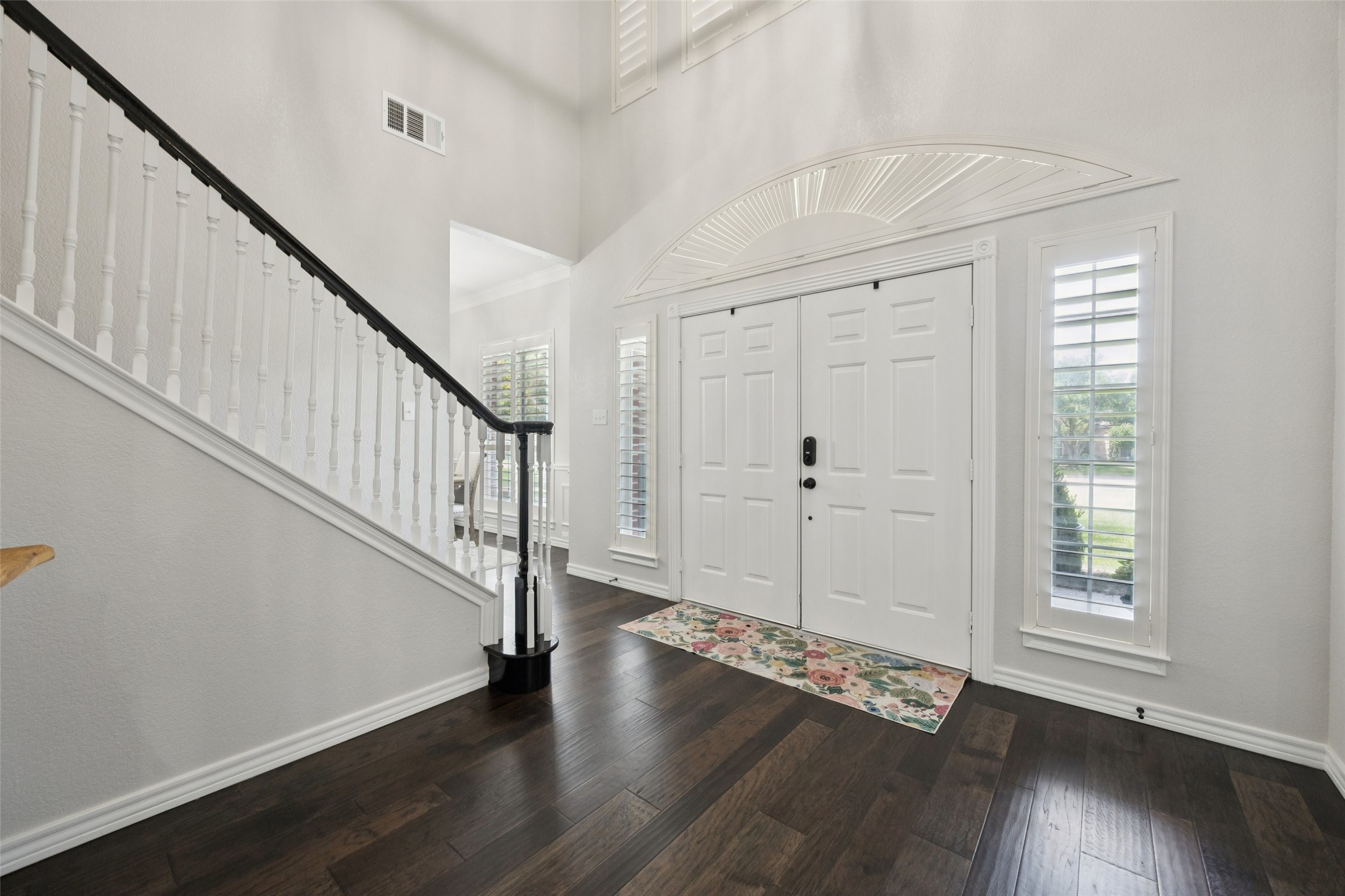 7904 Vista Ridge Drive S