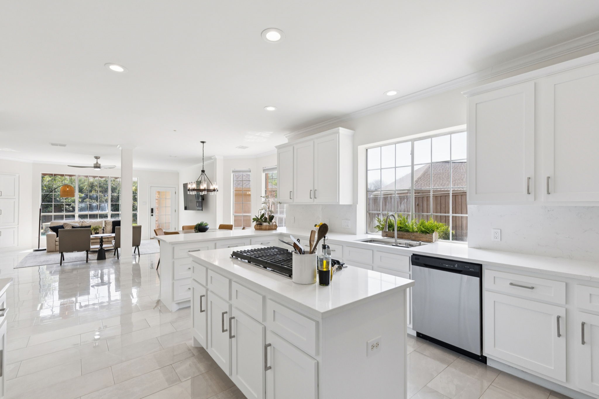 1807 Mesquite Court