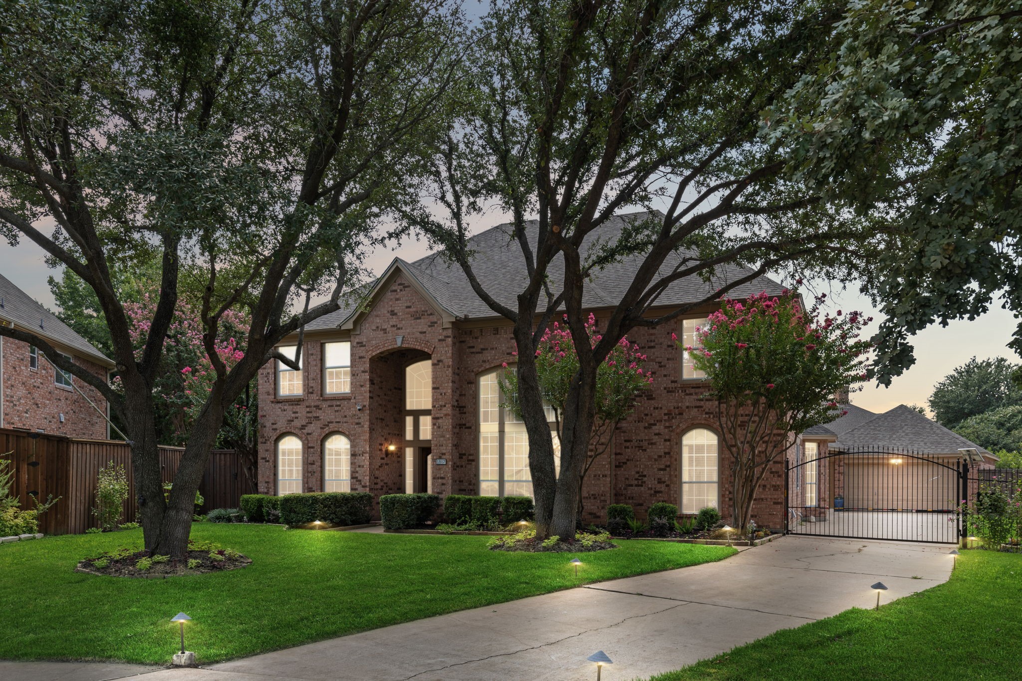1807 Mesquite Court