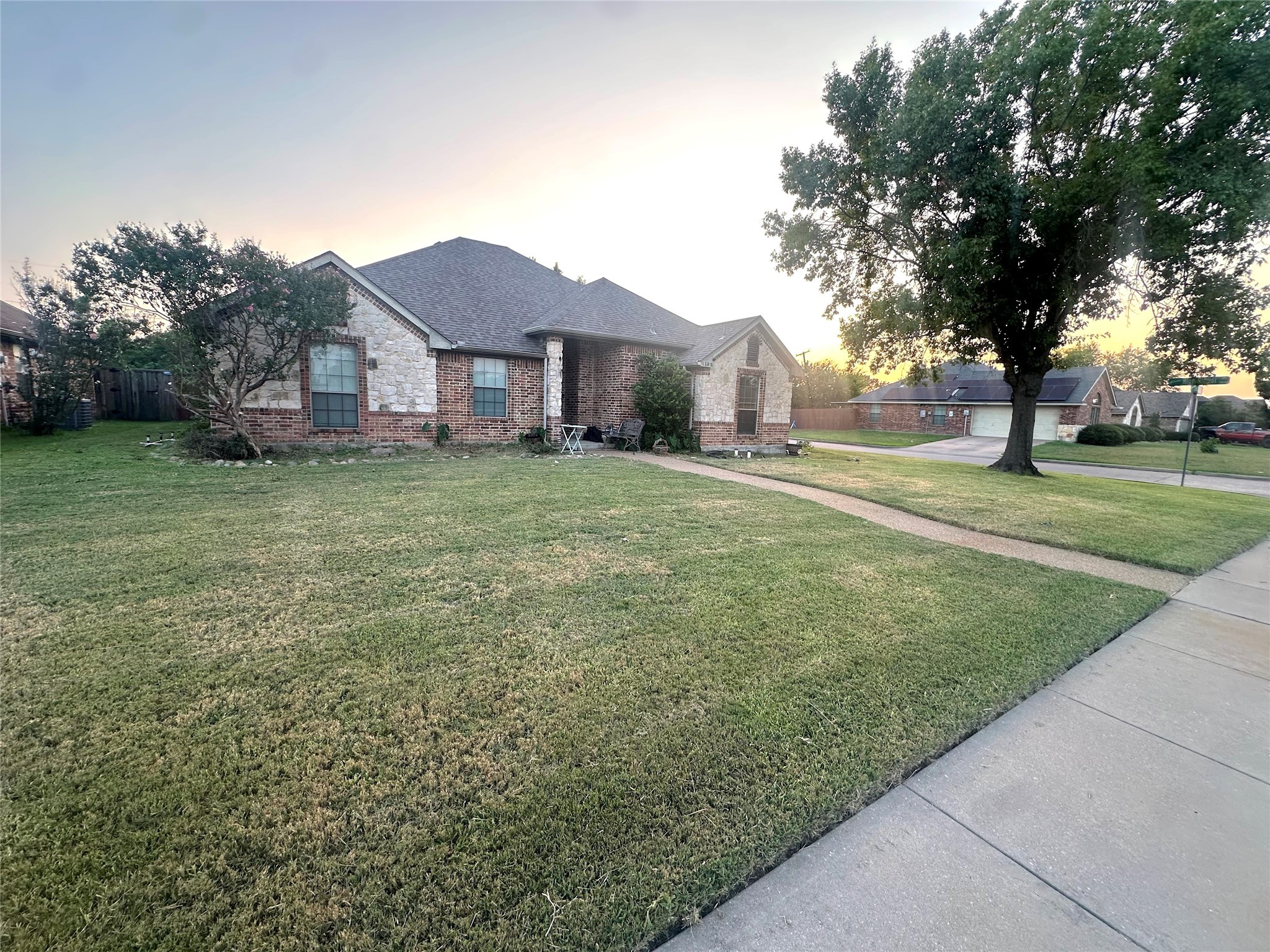 1105 Shadybrook Lane