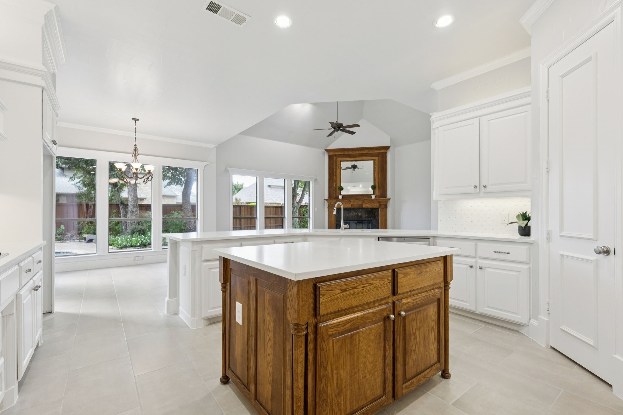 3224 Fannin Lane