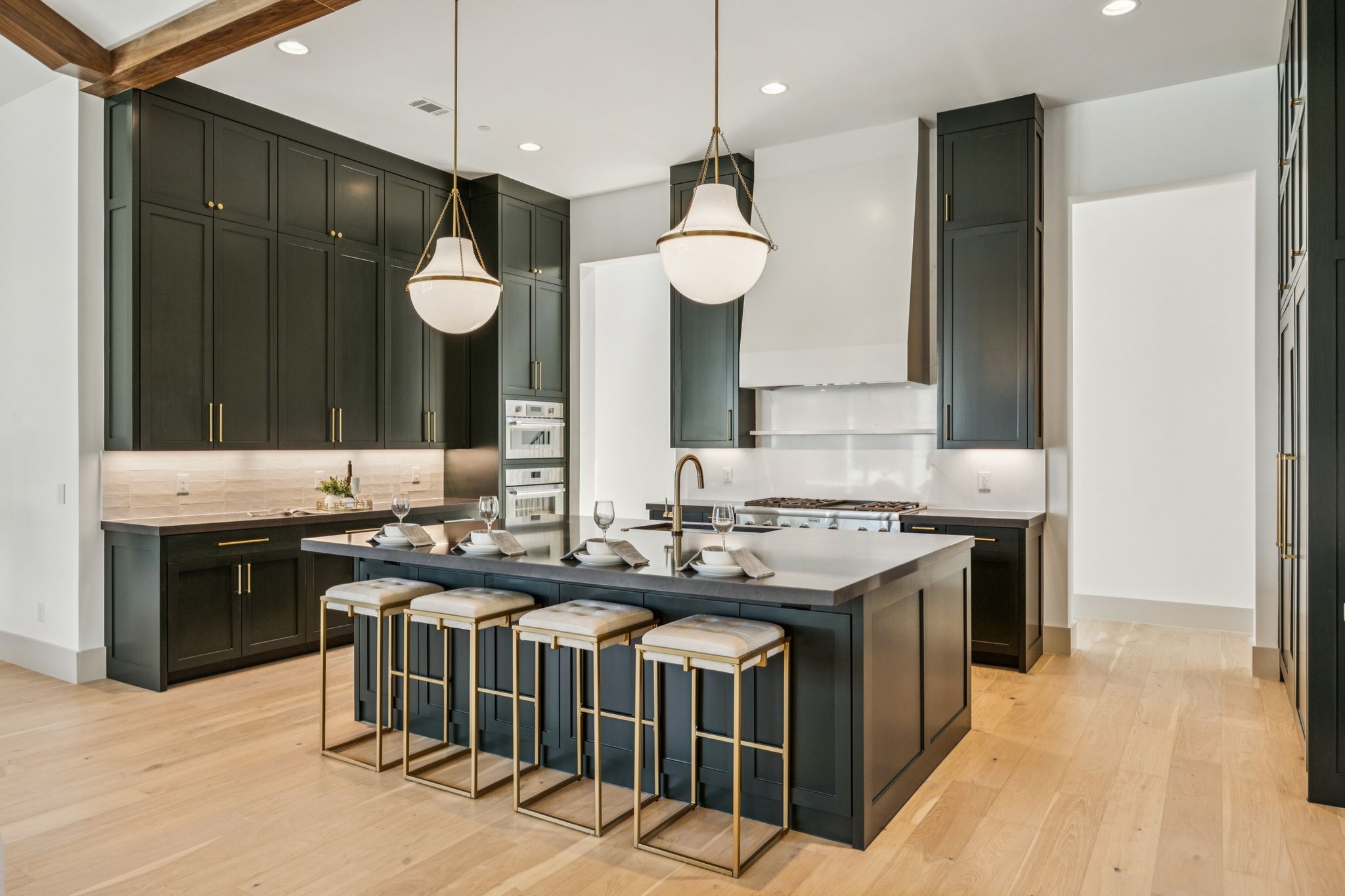 2625 Ridgecrest Drive