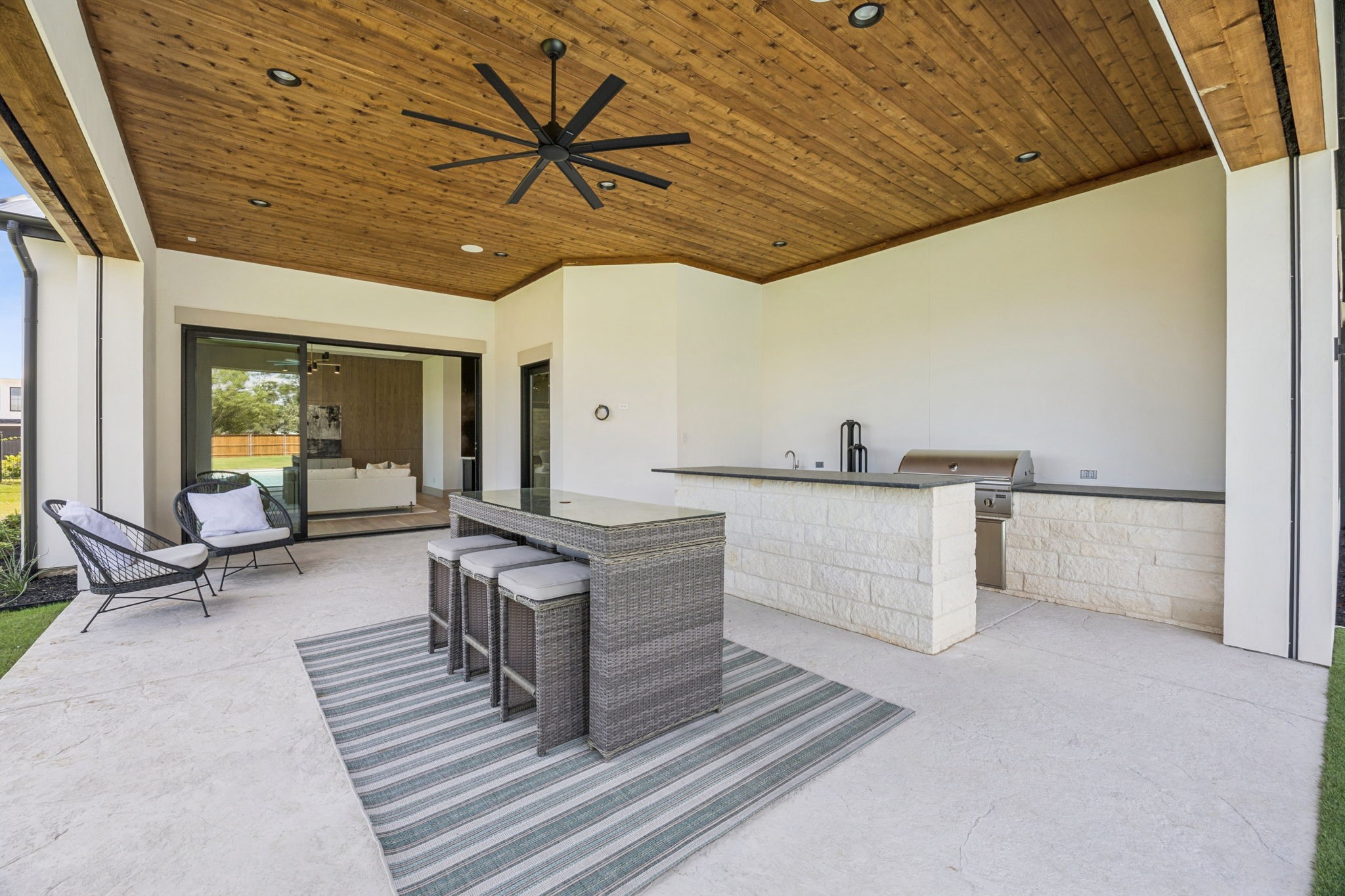 2625 Ridgecrest Drive