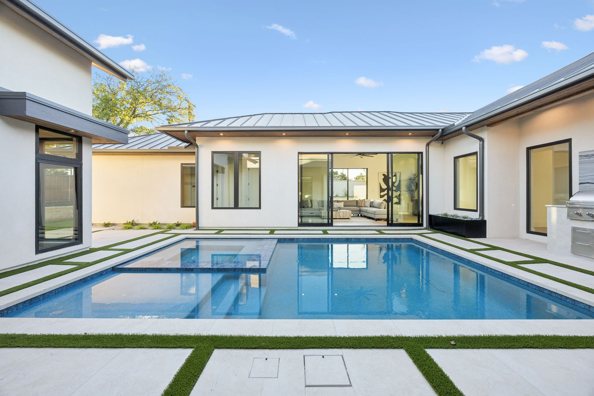 600 Pemberton Drive