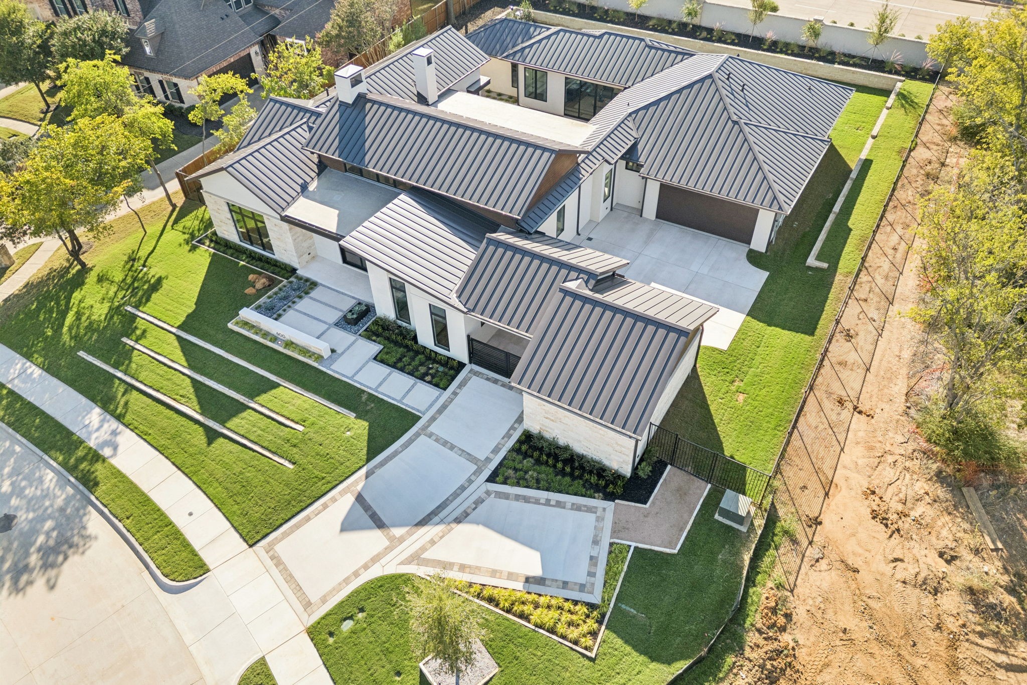 600 Pemberton Drive