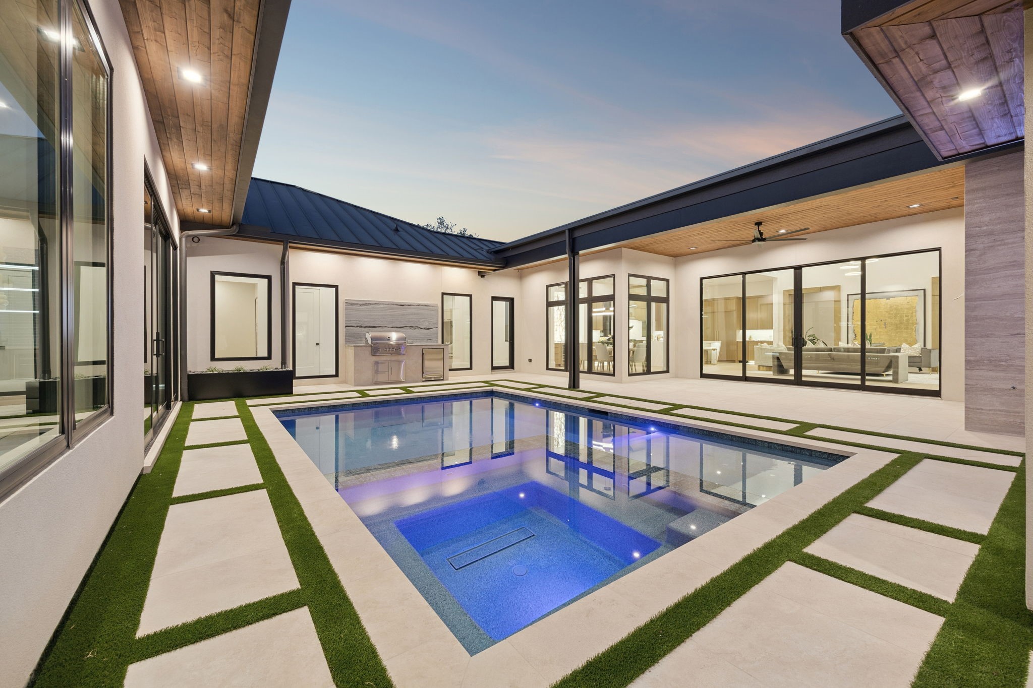 600 Pemberton Drive