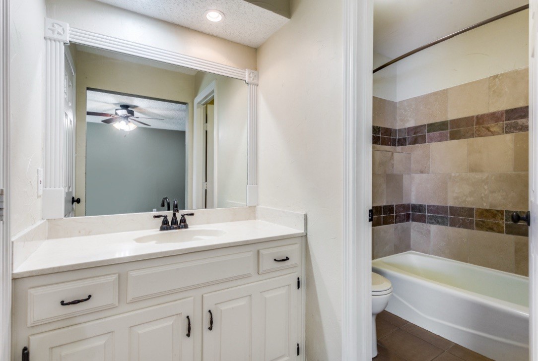 2831 Panhandle Drive