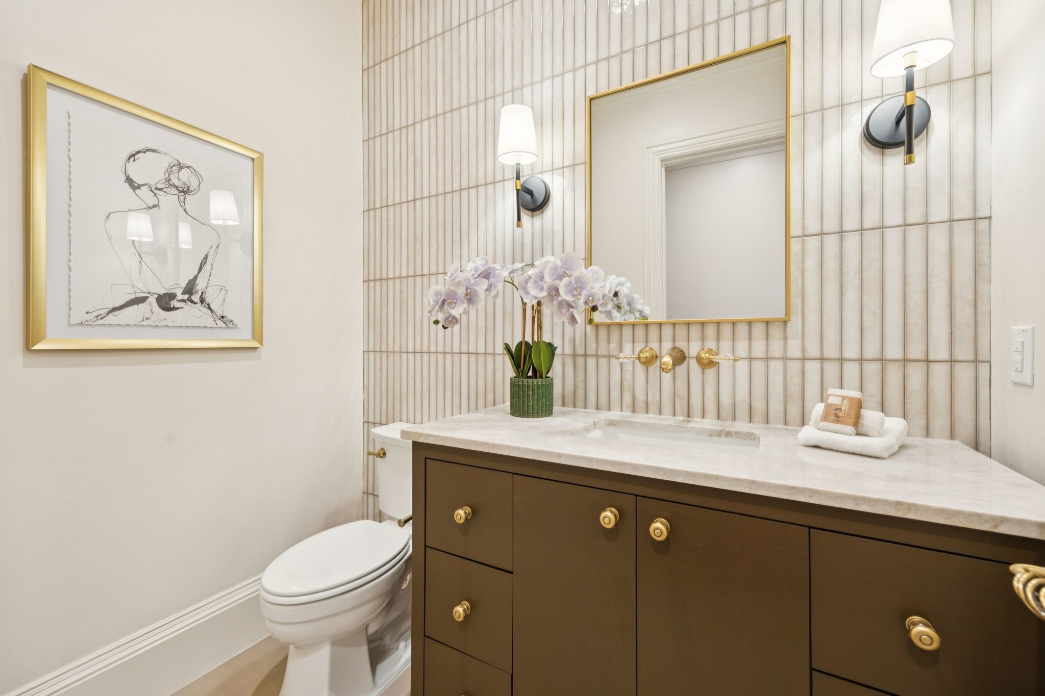 1900 Shady Oaks Drive