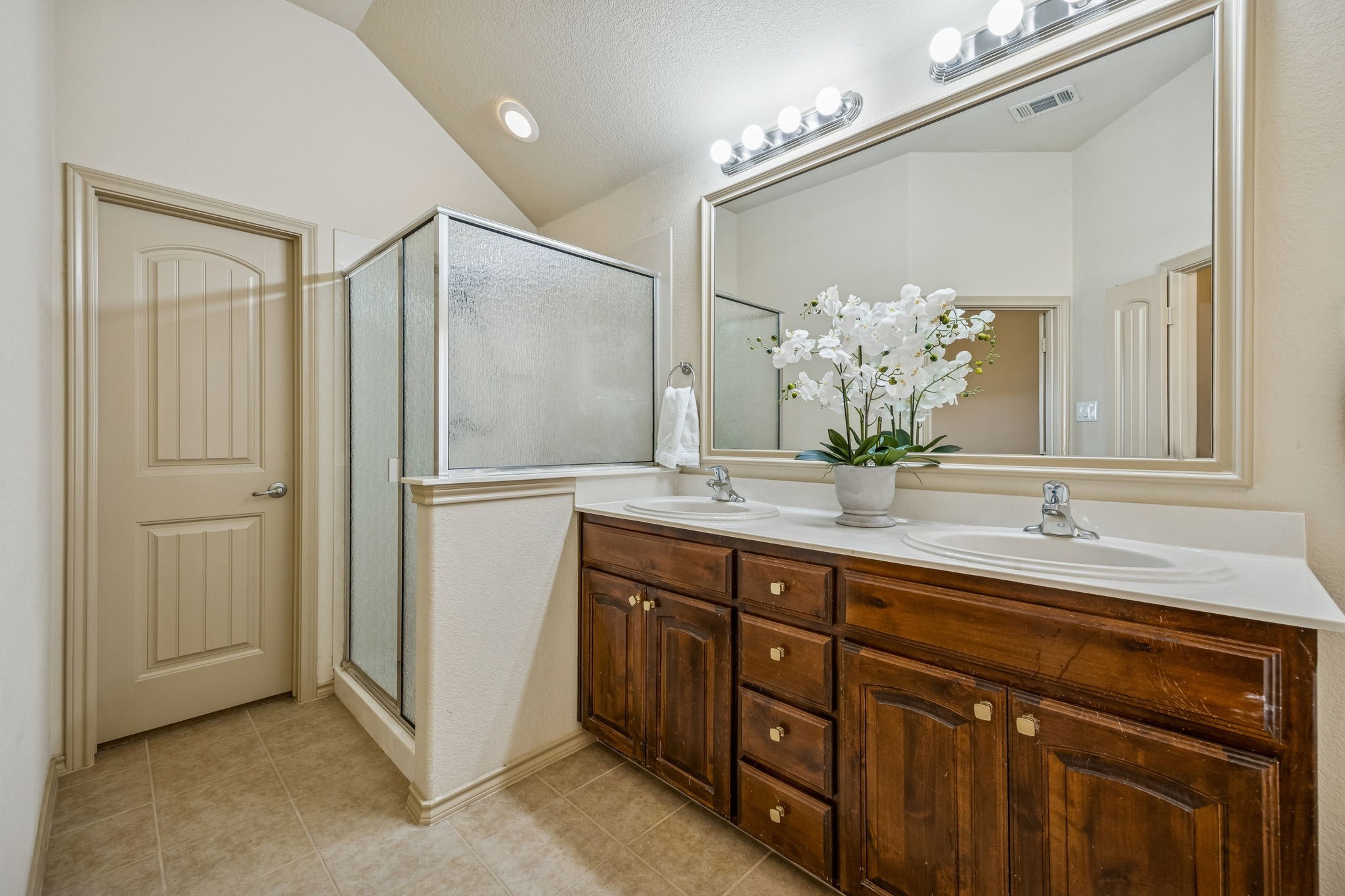 9437 Drovers View Trail