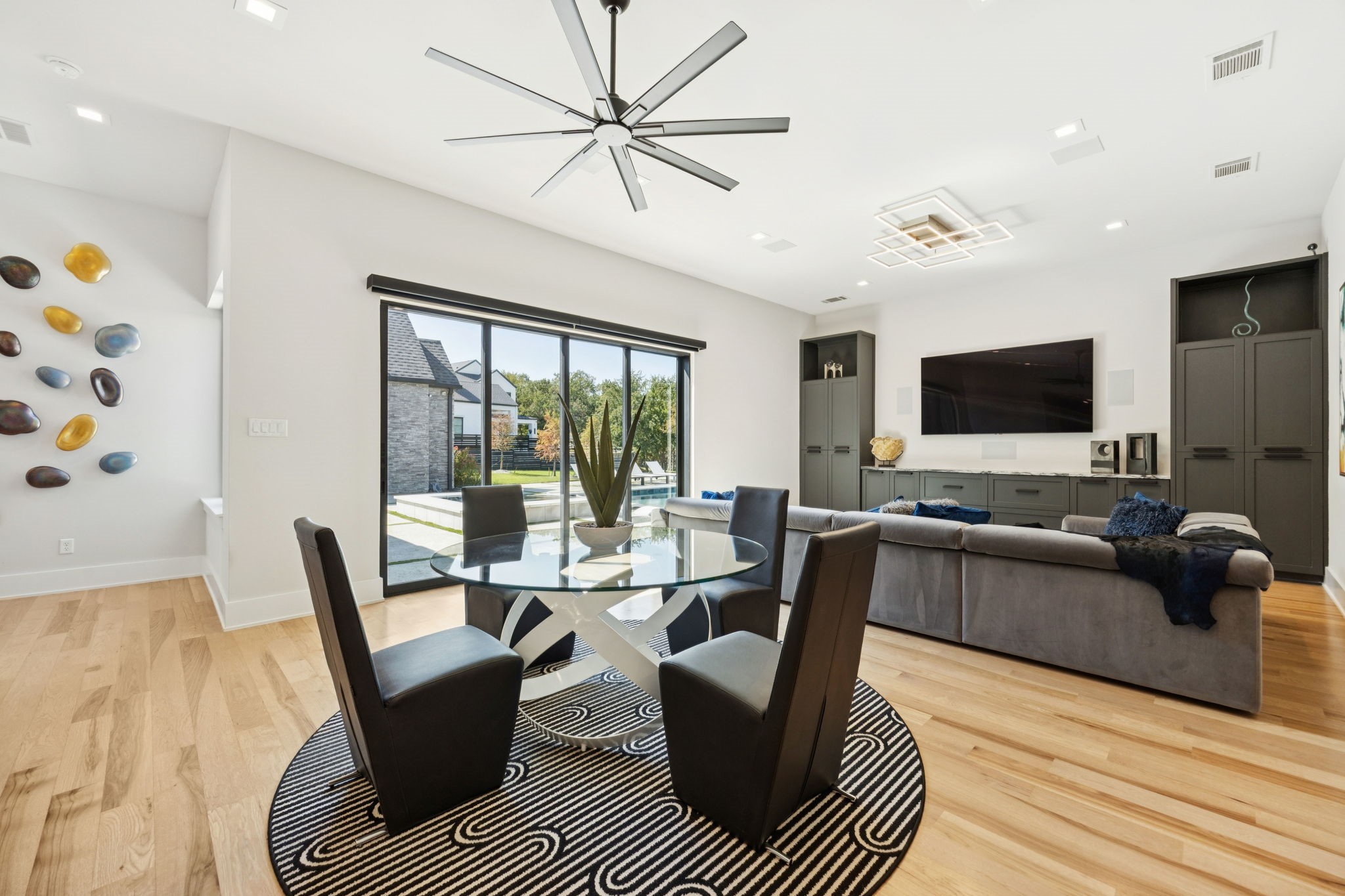 1835 Creekview Court