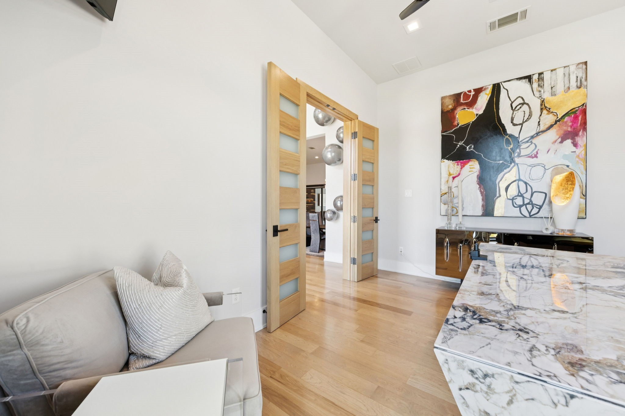 1835 Creekview Court